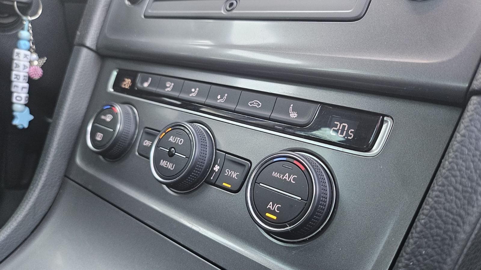 VW Golf 7 1,6 TDI LONGUE 1.VLASNIK-SERVISNA-VRHUNSKO STANJE, fotografija 11