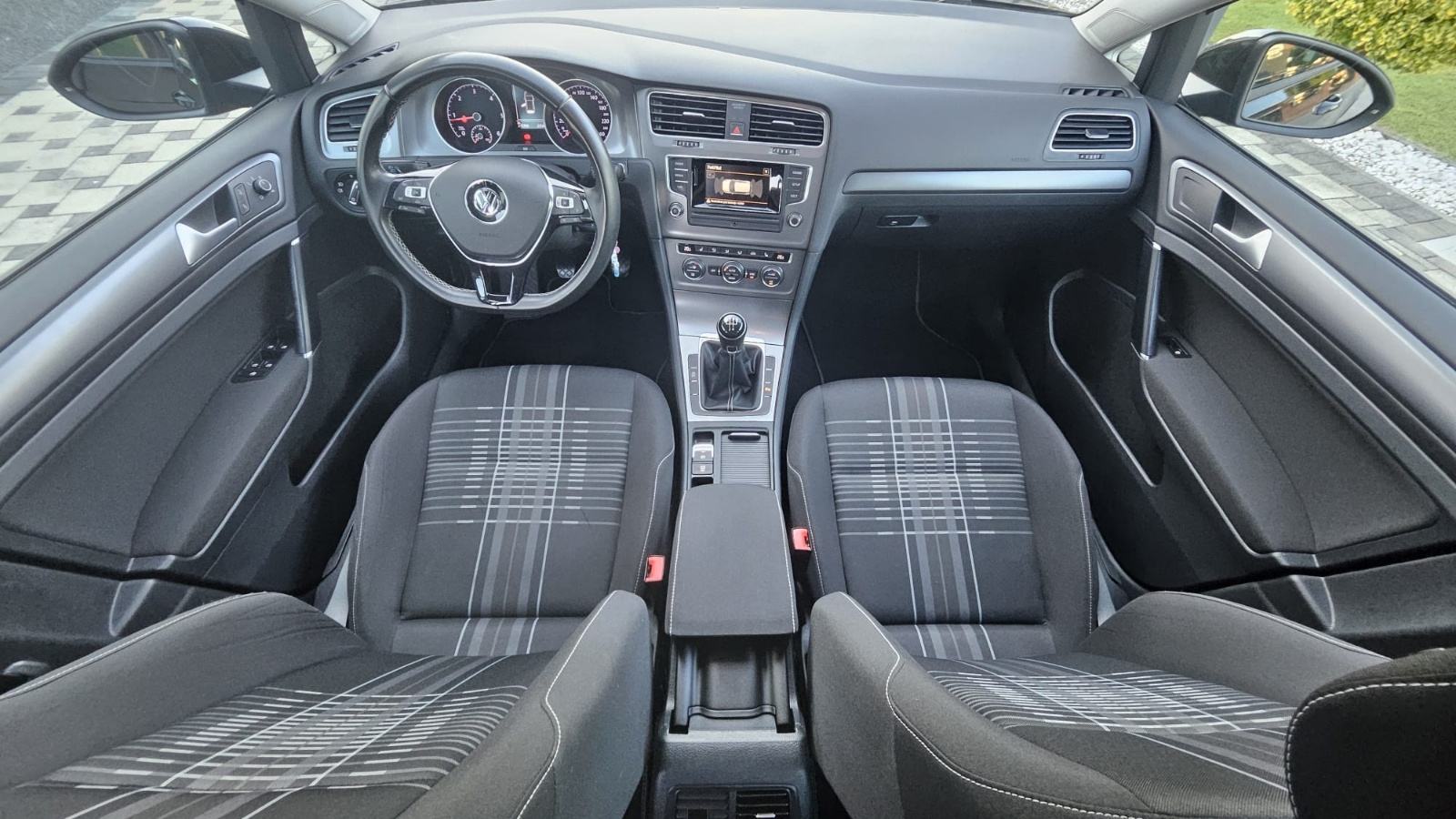 VW Golf 7 1,6 TDI LONGUE 1.VLASNIK-SERVISNA-VRHUNSKO STANJE, fotografija 18