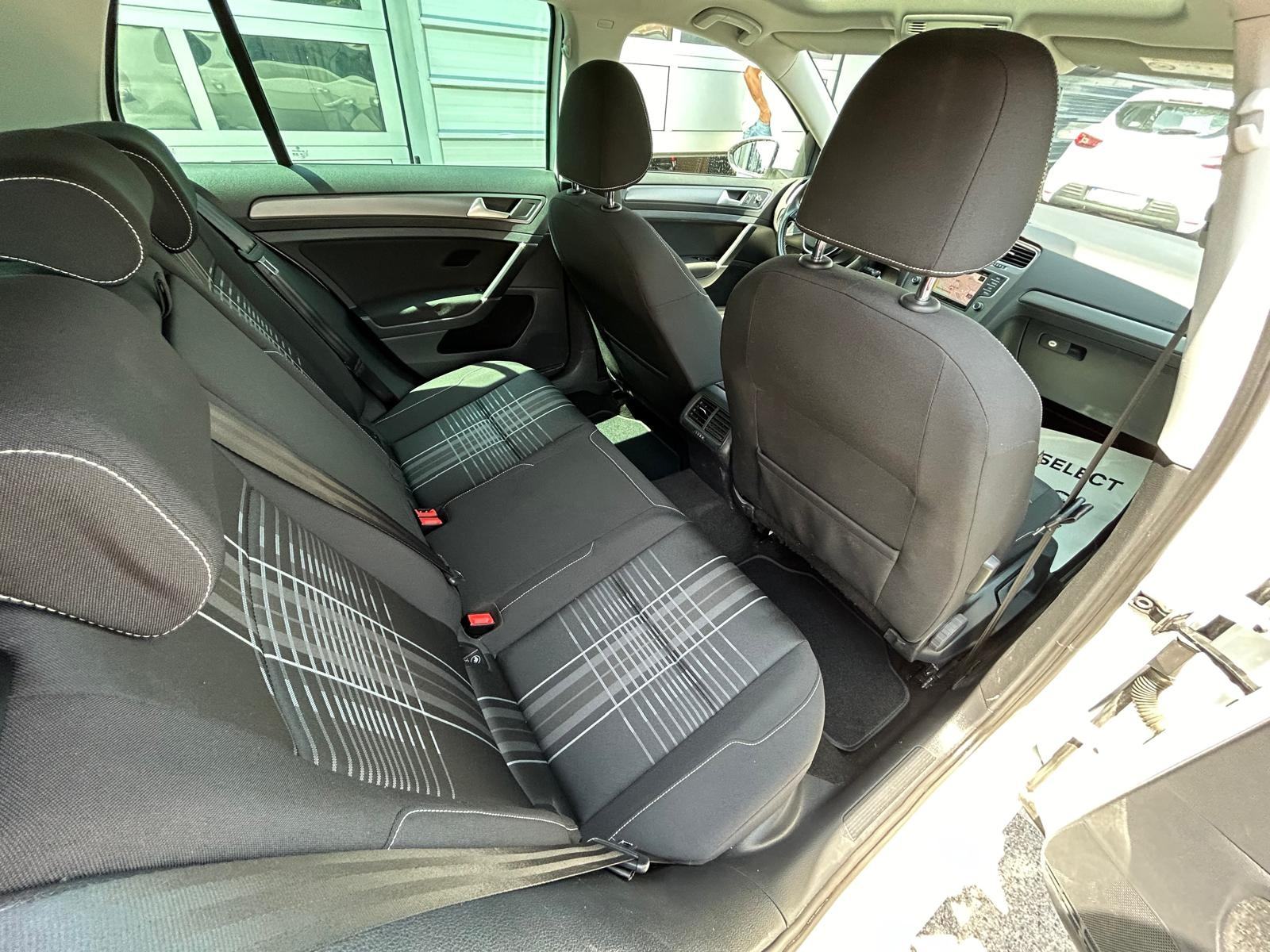 VW Golf 7 1,6 TDI LOUNGE - 150.000KM - LED - PANORAMA - GARANCIJA!!, fotografija 12