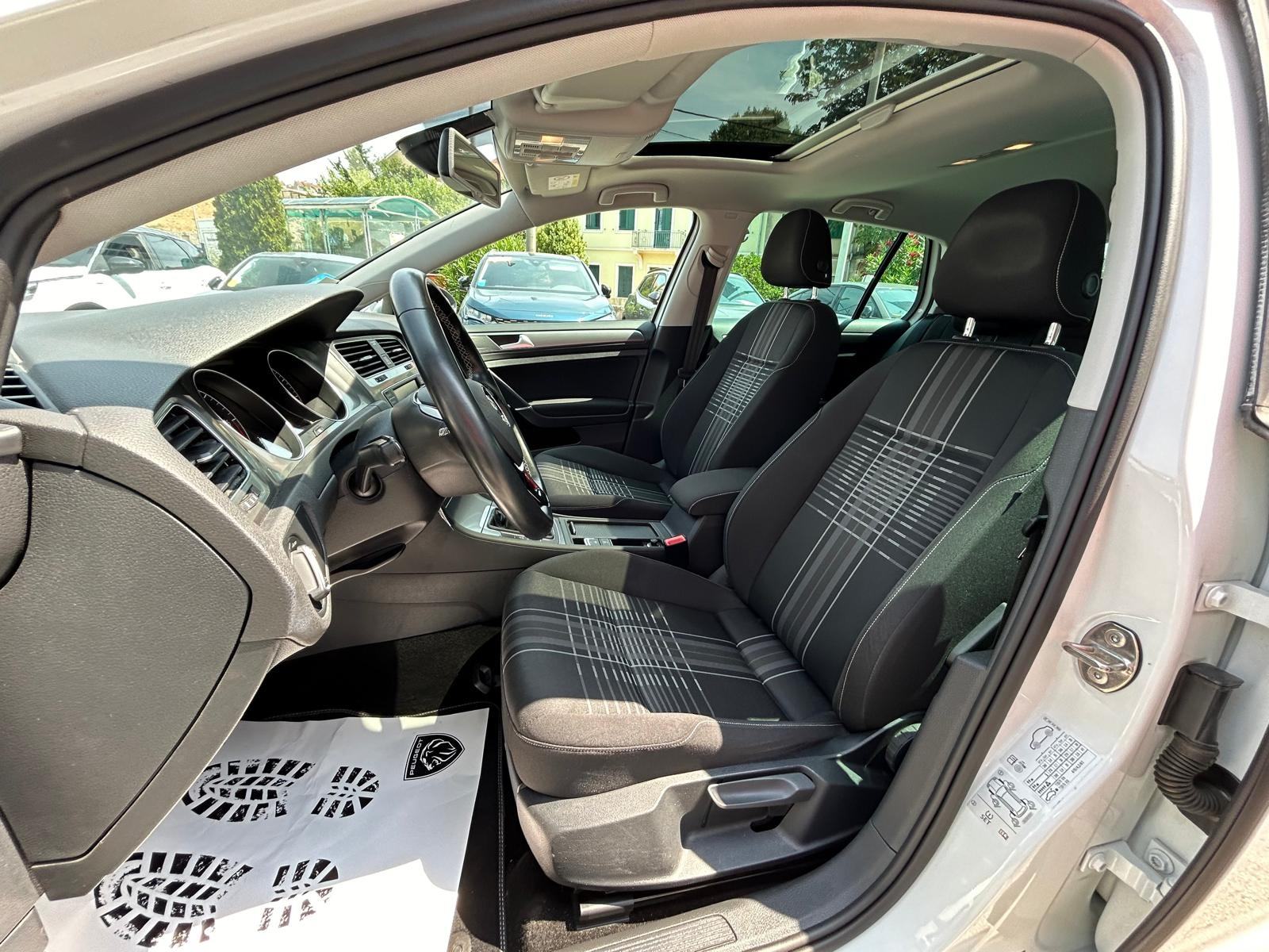 VW Golf 7 1,6 TDI LOUNGE - 150.000KM - LED - PANORAMA - GARANCIJA!!, fotografija 11