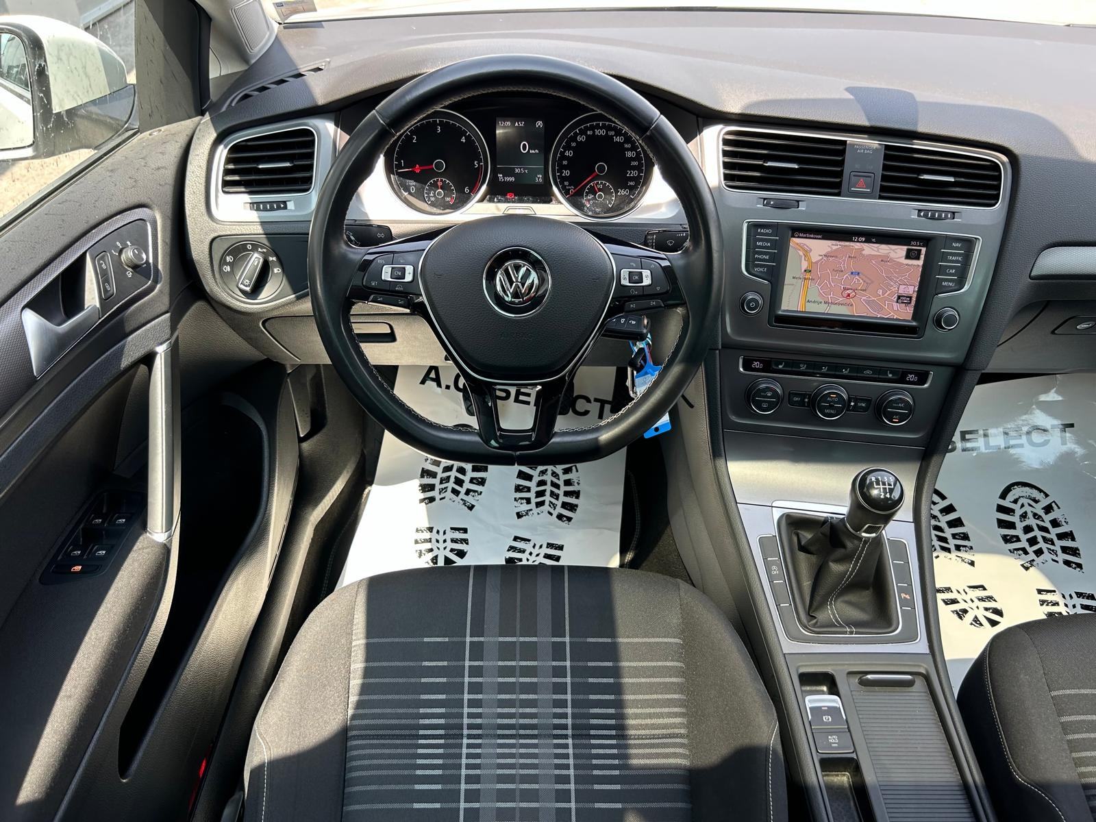 VW Golf 7 1,6 TDI LOUNGE - 150.000KM - LED - PANORAMA - GARANCIJA!!, fotografija 14