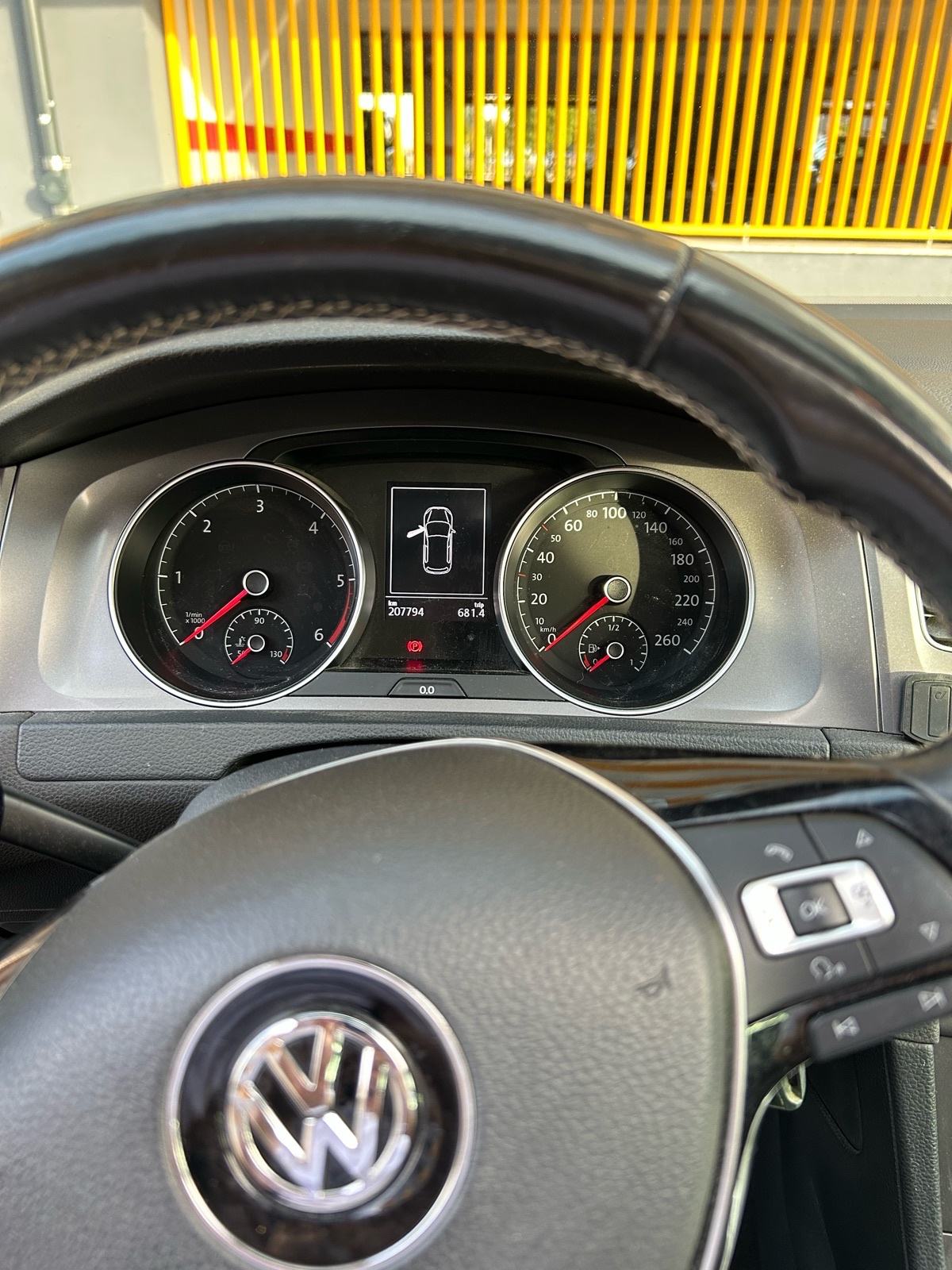 VW Golf 7 1,6 TDI Lounge Pano Alu PDC, fotografija 17