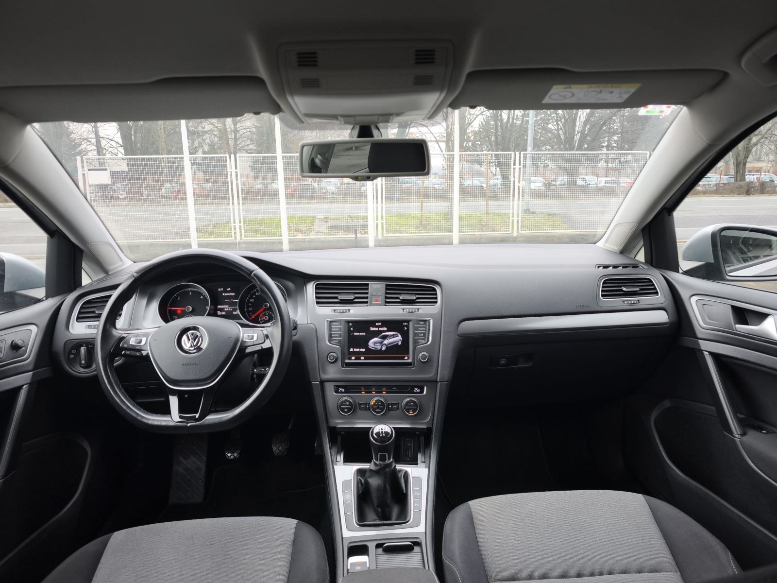 VW Golf 7 1,6 TDI NAVI ACC TEMPOMAT BLUETOOTH PARK PILOT I ASSIST, fotografija 14