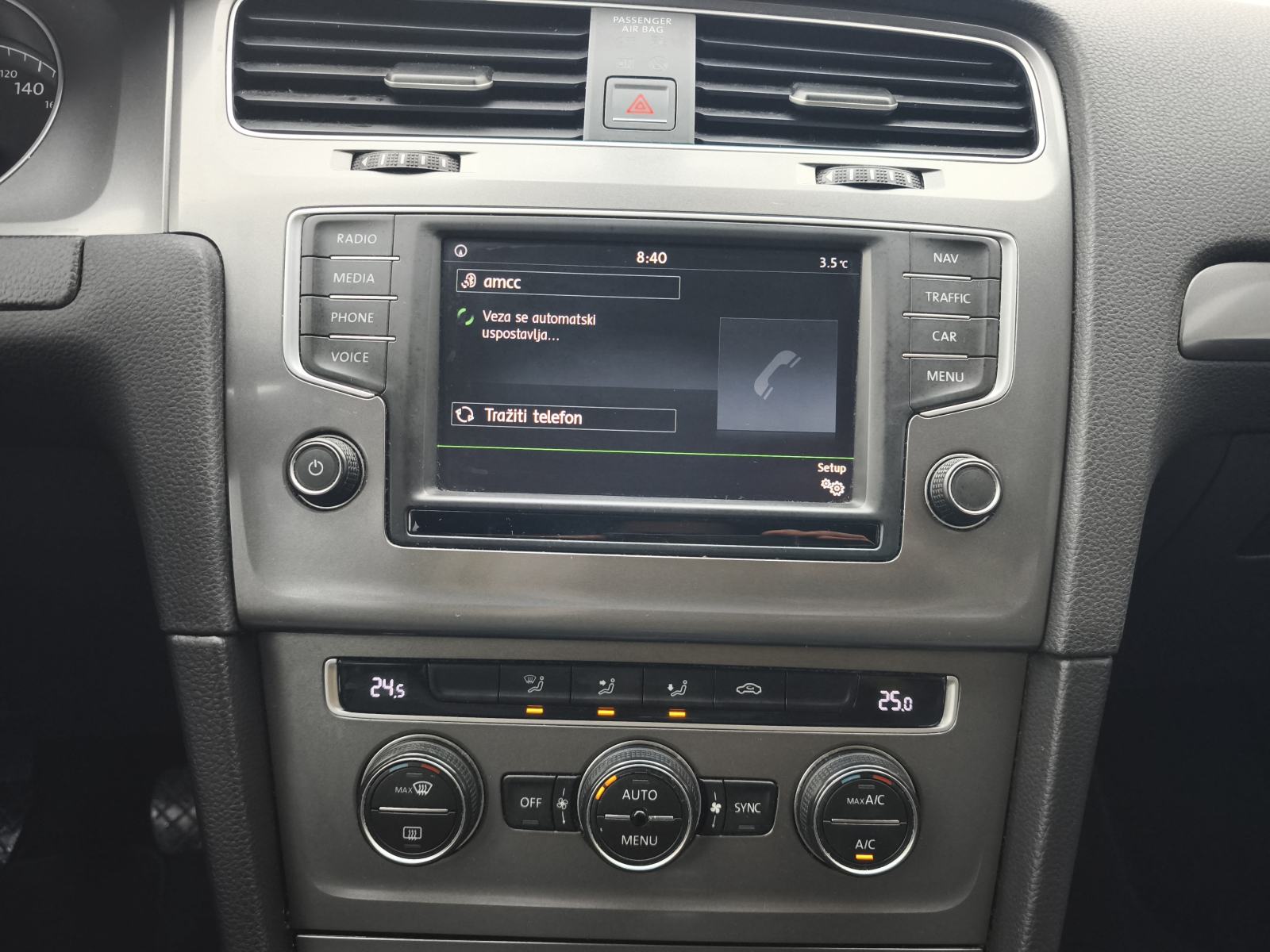 VW Golf 7 1,6 TDI NAVI ACC TEMPOMAT BLUETOOTH PARK PILOT I ASSIST, fotografija 18