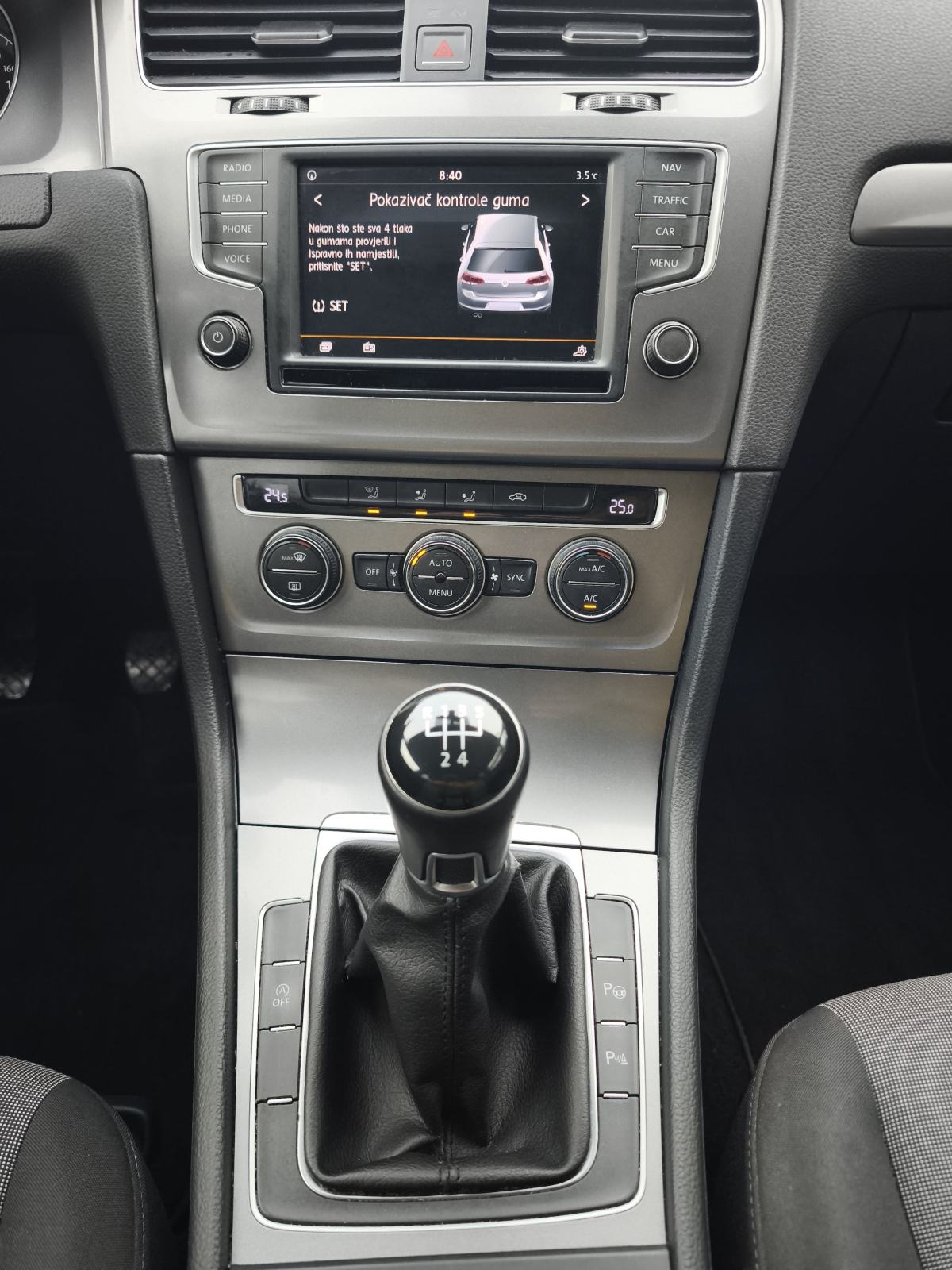 VW Golf 7 1,6 TDI NAVI ACC TEMPOMAT BLUETOOTH PARK PILOT I ASSIST, fotografija 20
