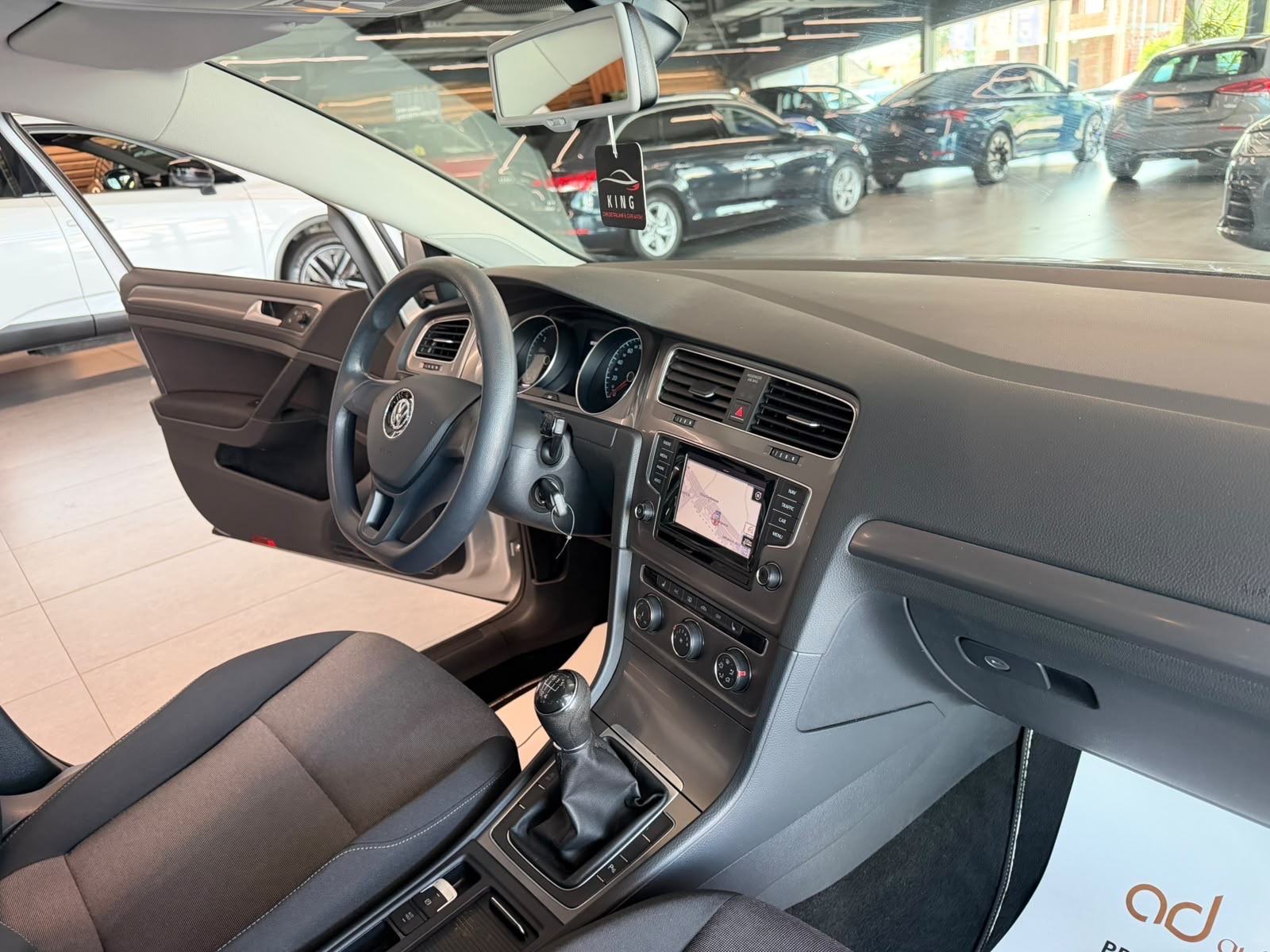 VW Golf 7 1.6 TDI NAVI • KLIMA • PARK. SENZORI • AUTOKREDIT, fotografija 20