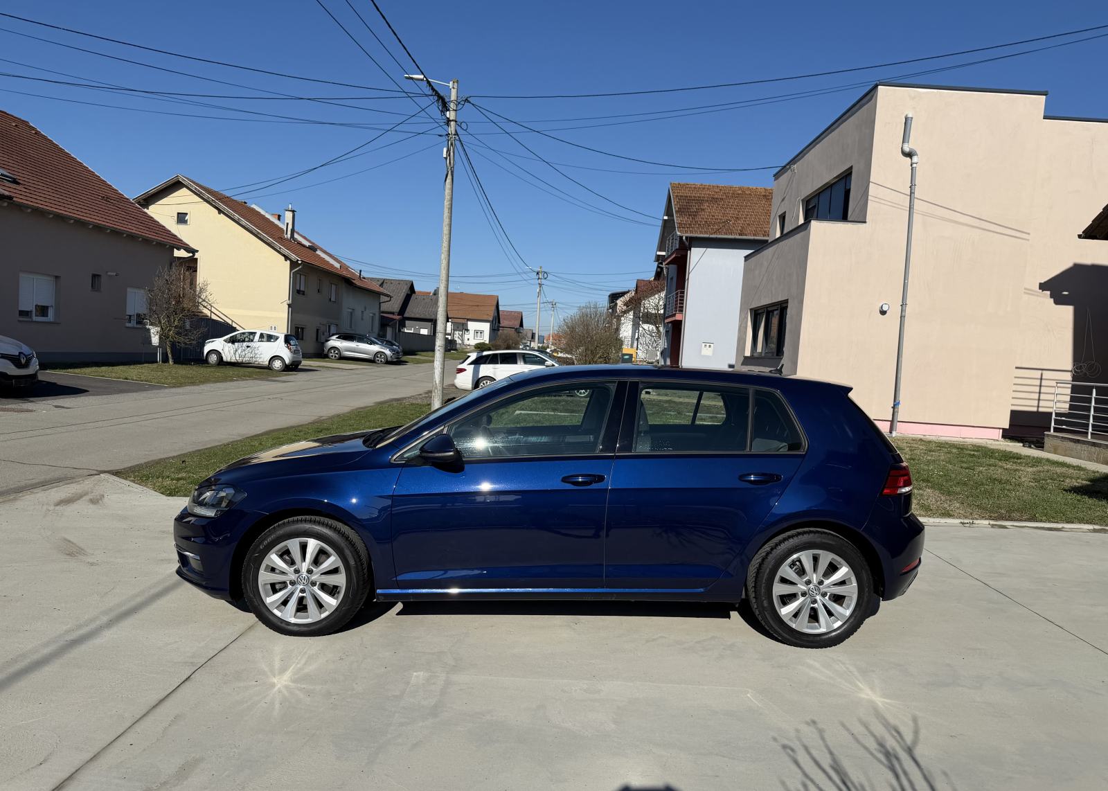 VW Golf 7 1,6 TDI NAVIGACIJA...ALU...PARK.SENZORI…82000 Km, fotografija 8