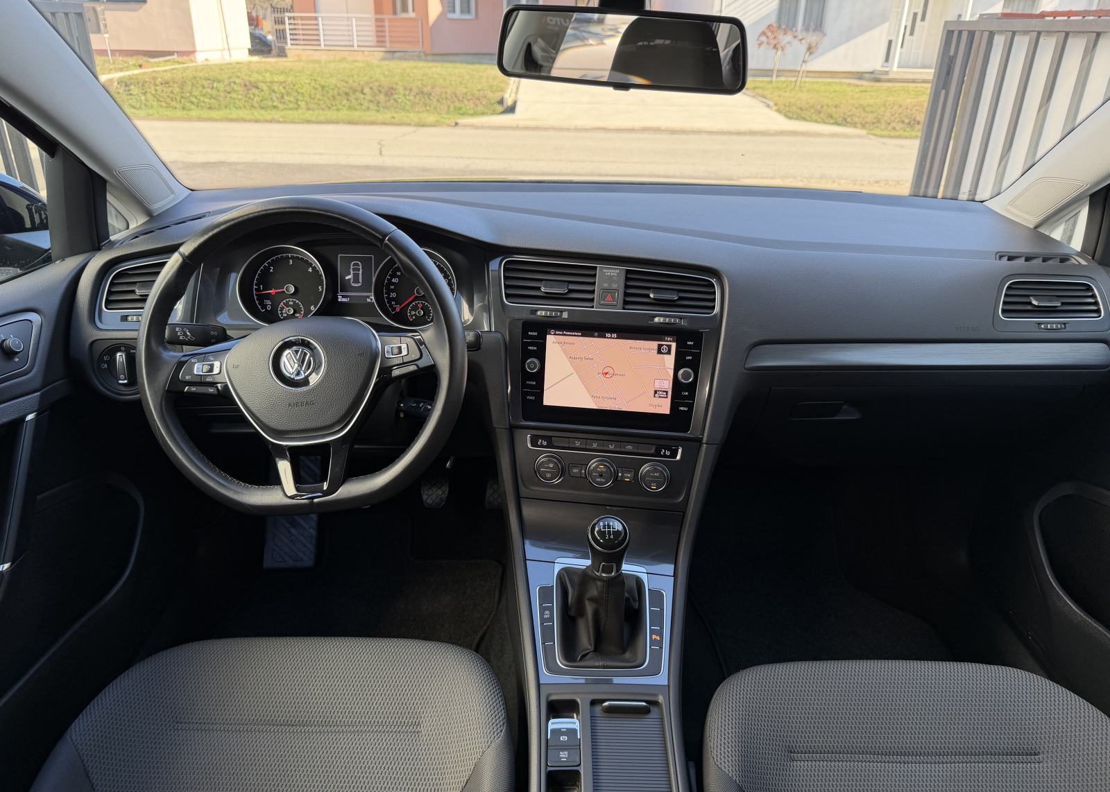 VW Golf 7 1,6 TDI NAVIGACIJA...ALU...PARK.SENZORI…82000 Km, fotografija 13