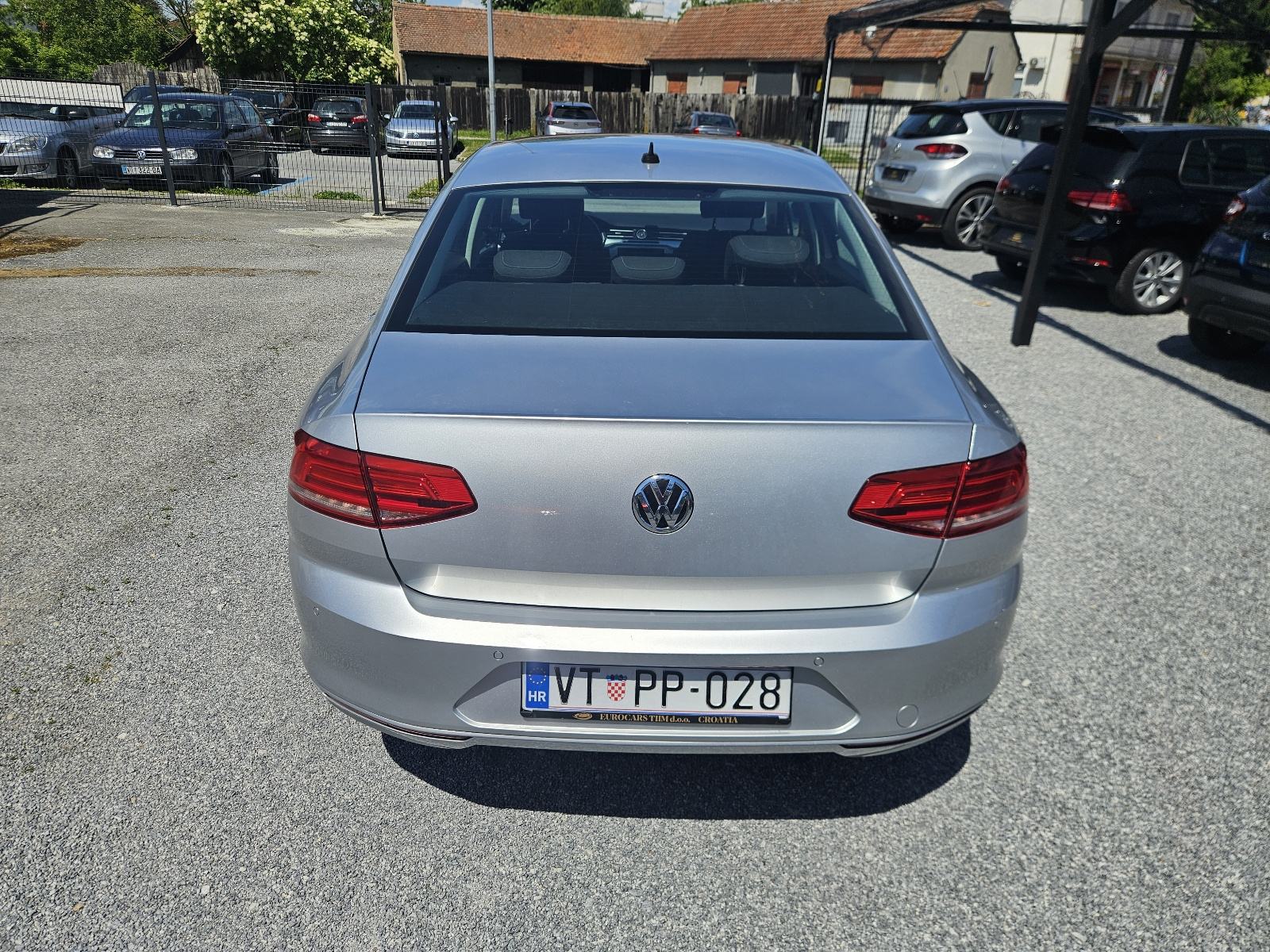 VW PASSAT 1,6 TDI NAVIGACIJA KLIMA XENON KAMERA ALU FELGE FULL., fotografija 7