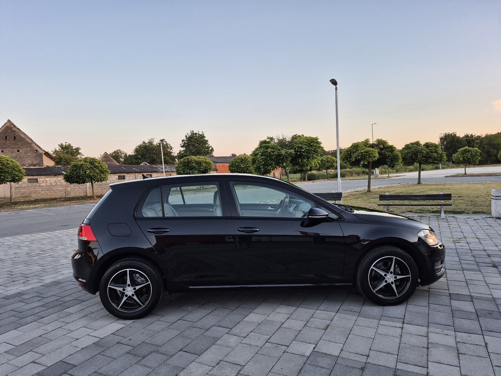 VW Golf 7 1,6 TDI Navigacija, senzori,ACC radar,Reg:4/27,alu,mf.., fotografija 11