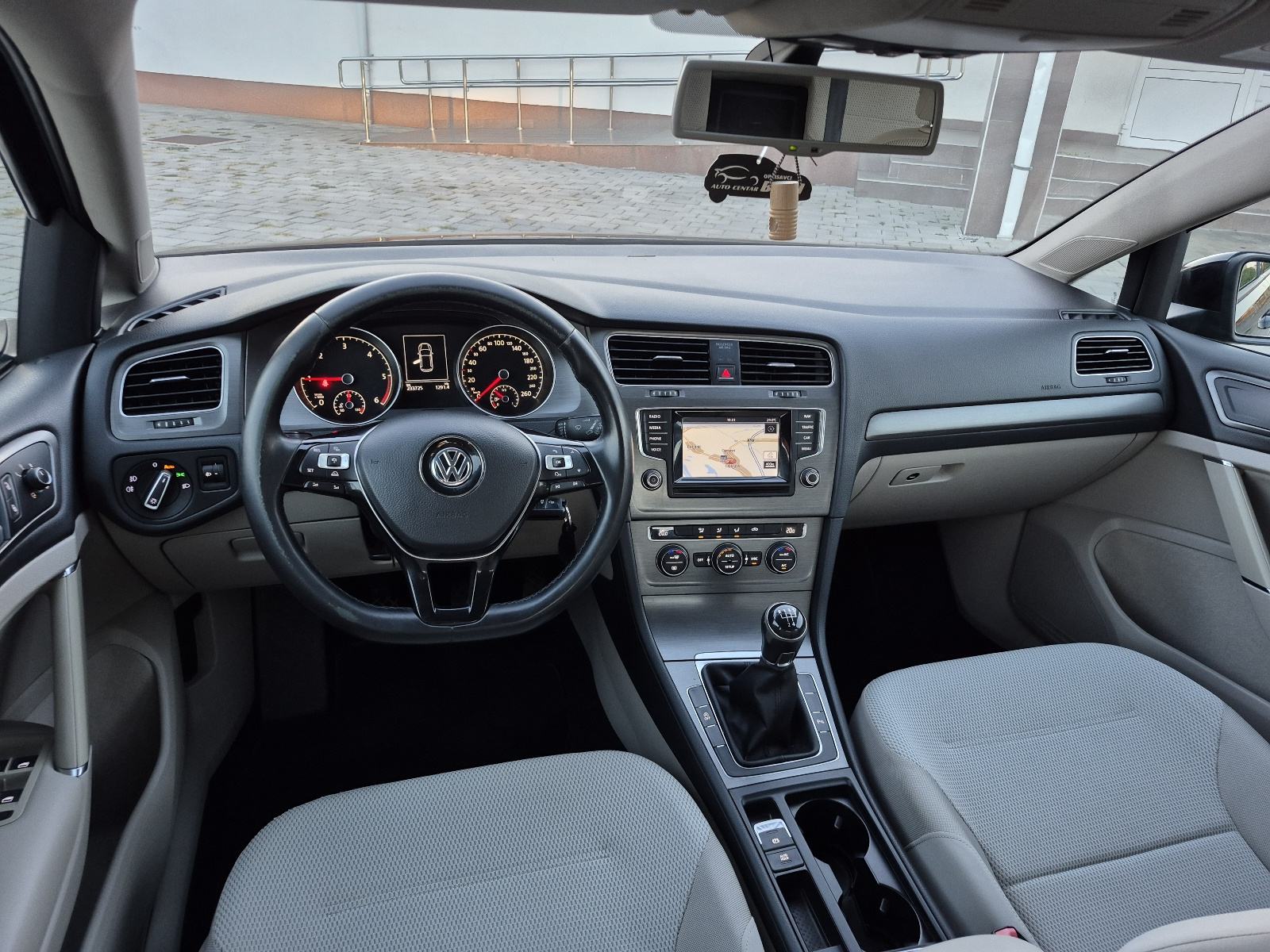 VW Golf 7 1,6 TDI Navigacija, senzori,ACC radar,Reg:4/27,alu,mf.., fotografija 17