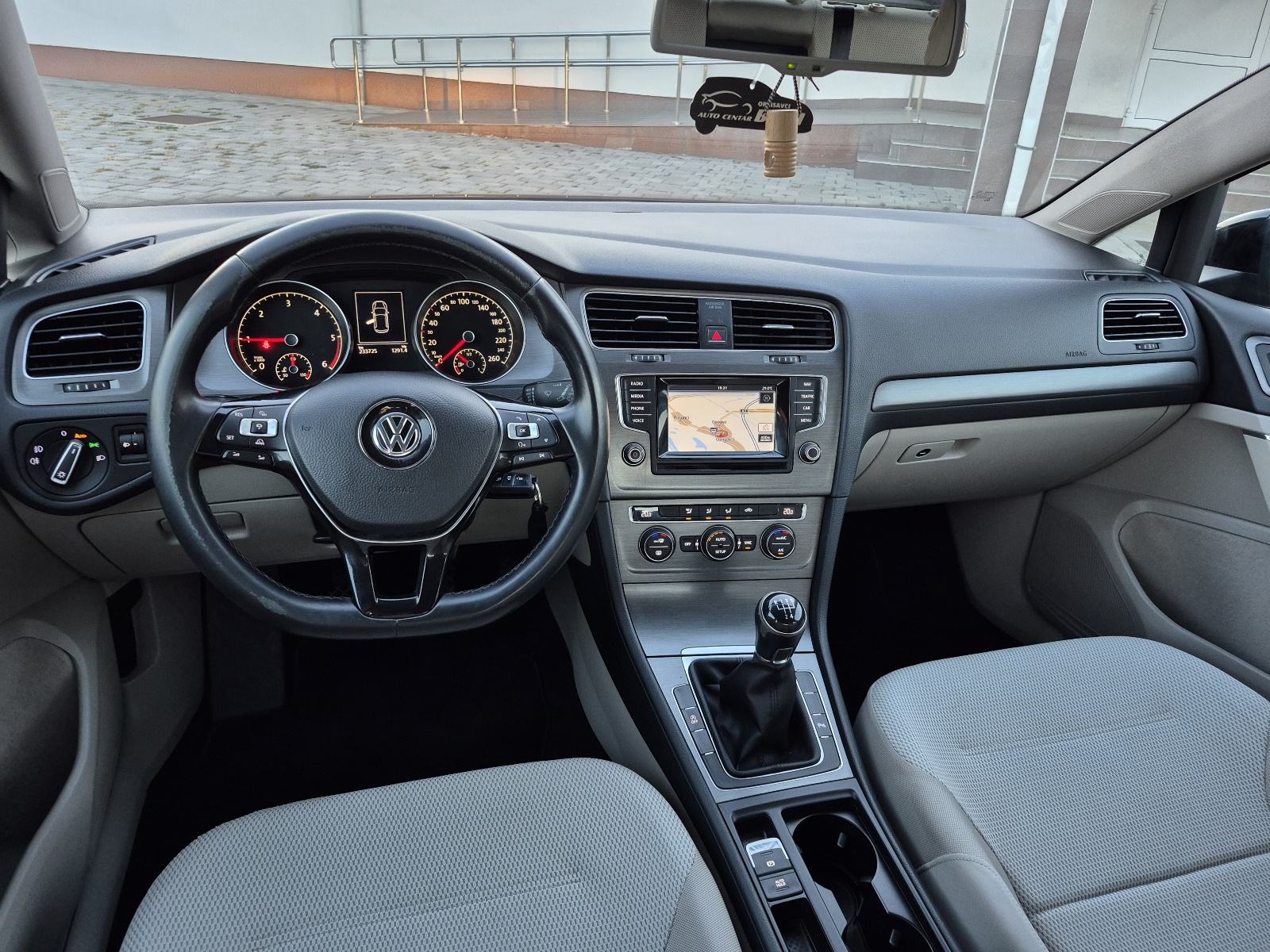 VW Golf 7 1,6 TDI Navigacija, senzori,ACC radar,Reg:4/27,alu,mf.., fotografija 18