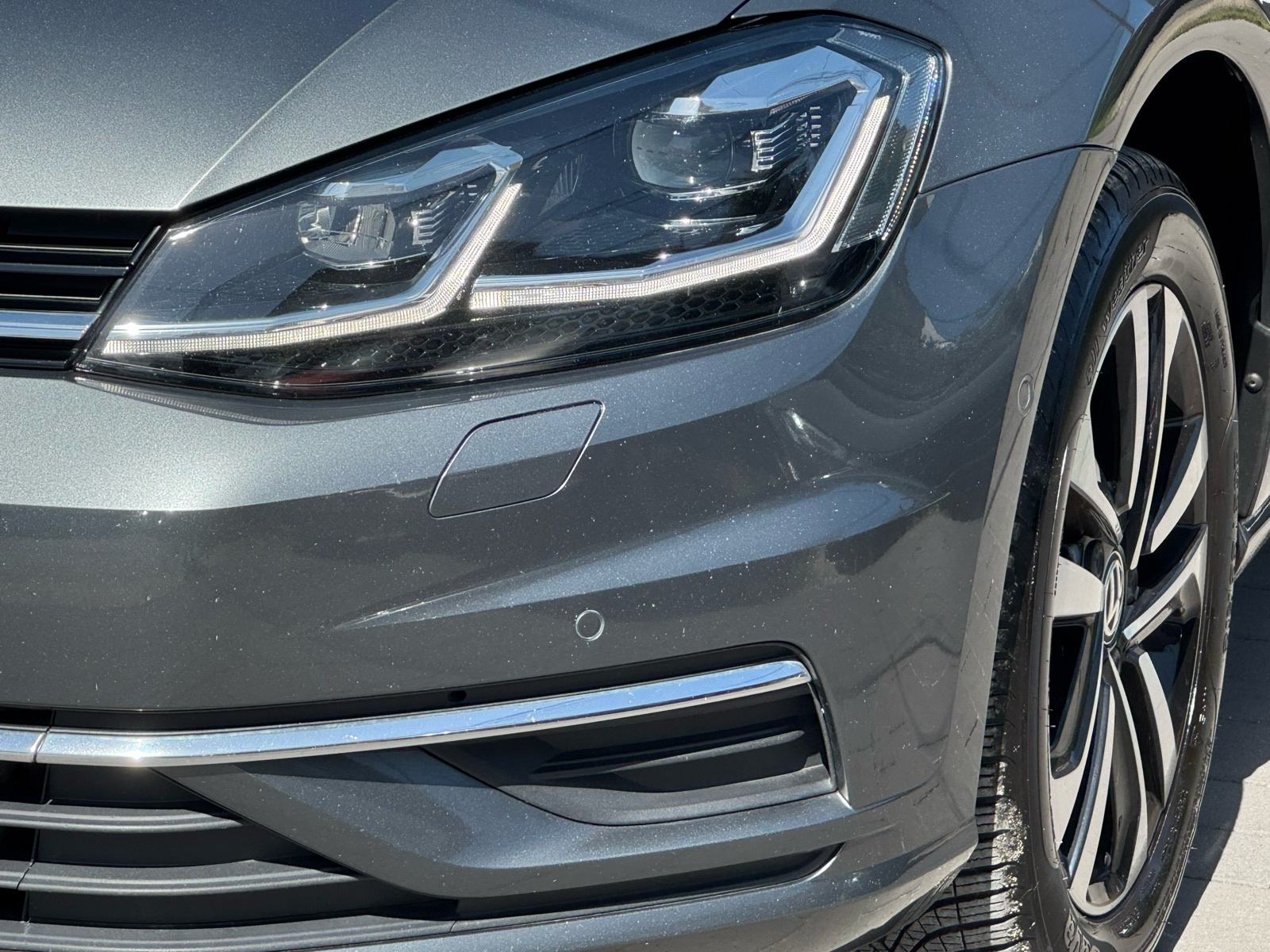VW Golf 7 1,6 TDI / PANORAMA / FULL LED / NAVI / JAMSTVO, fotografija 11