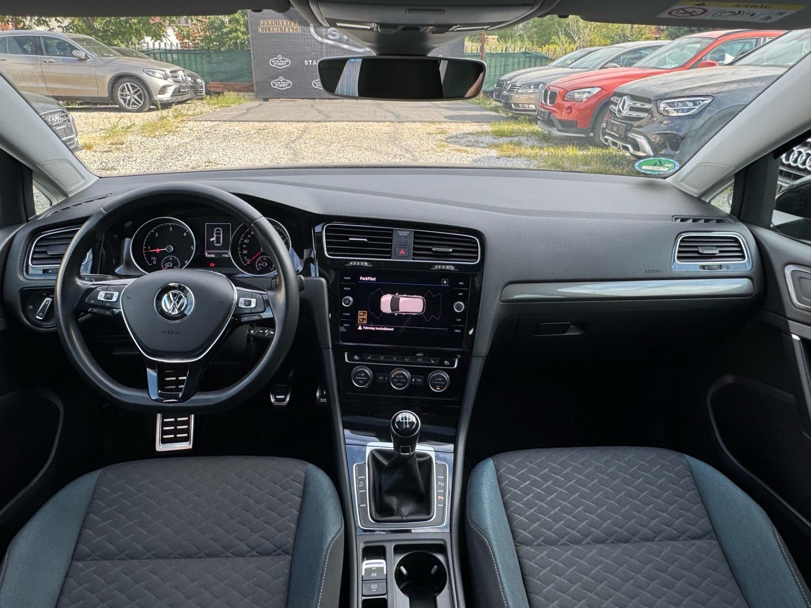 VW Golf 7 1,6 TDI / PANORAMA / FULL LED / NAVI / JAMSTVO, fotografija 15