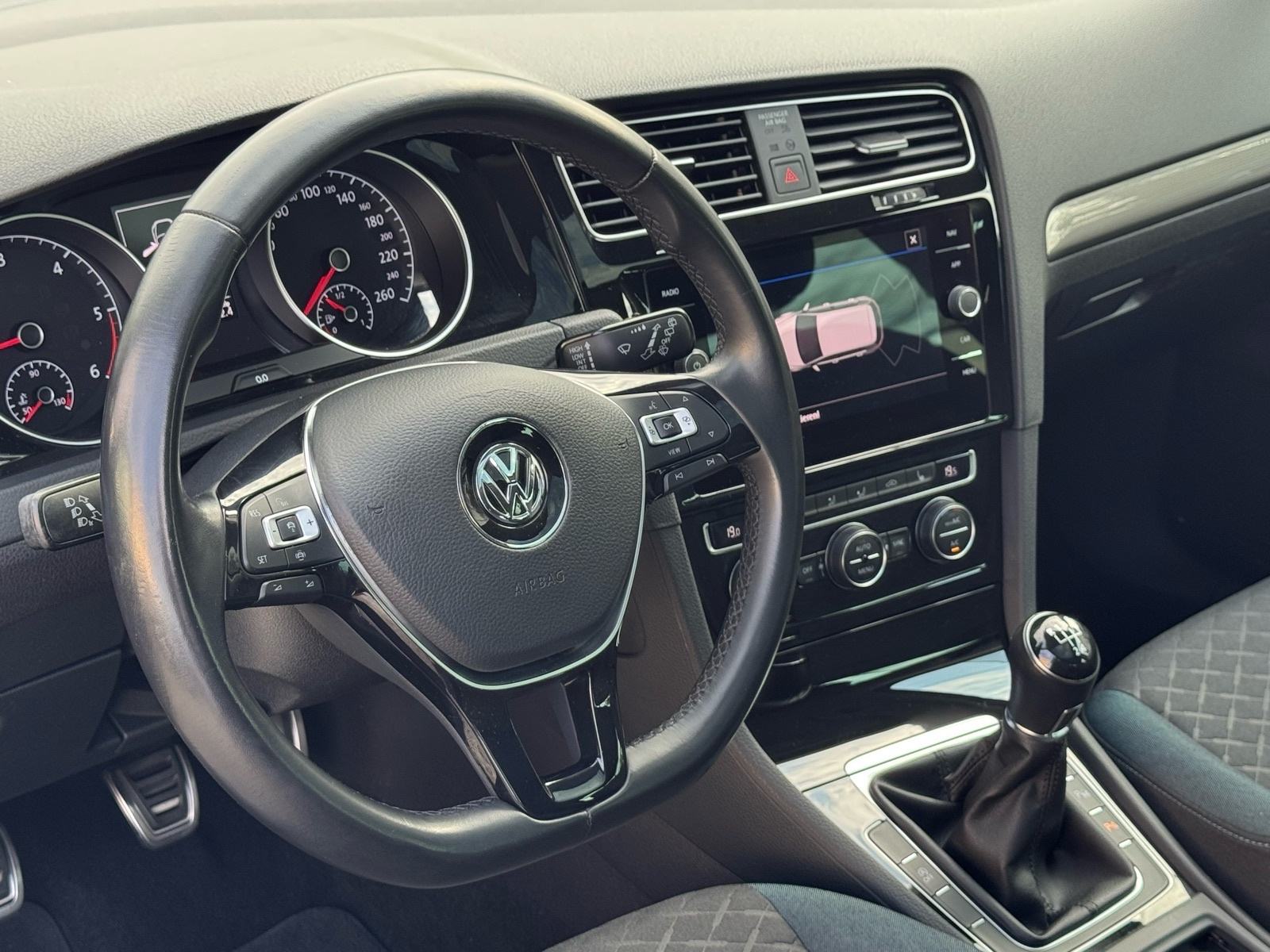 VW Golf 7 1,6 TDI / PANORAMA / FULL LED / NAVI / JAMSTVO, fotografija 17