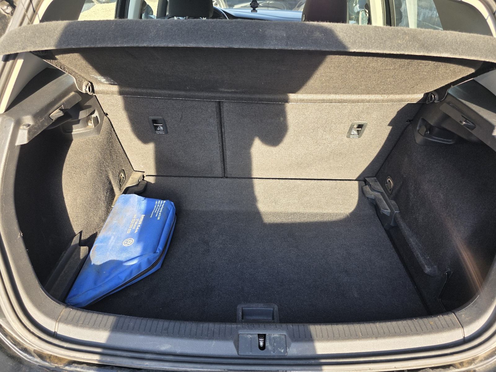 VW Golf 7 1,6 TDI Prvi vl. Nije uvoz Nove gume Servis, fotografija 12