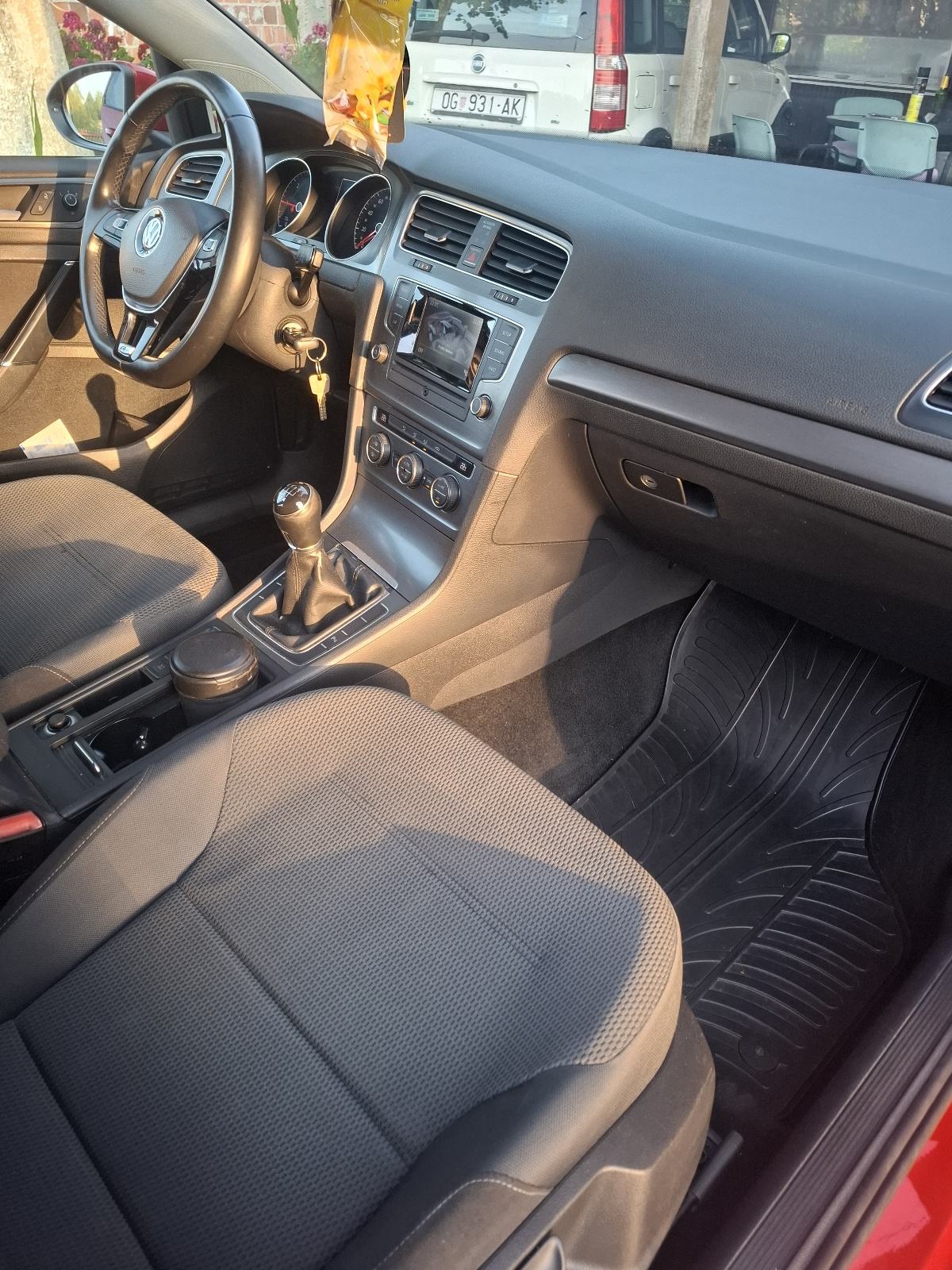 VW Golf 7 1,6 TDI. Prvi vlasnik, fotografija 10