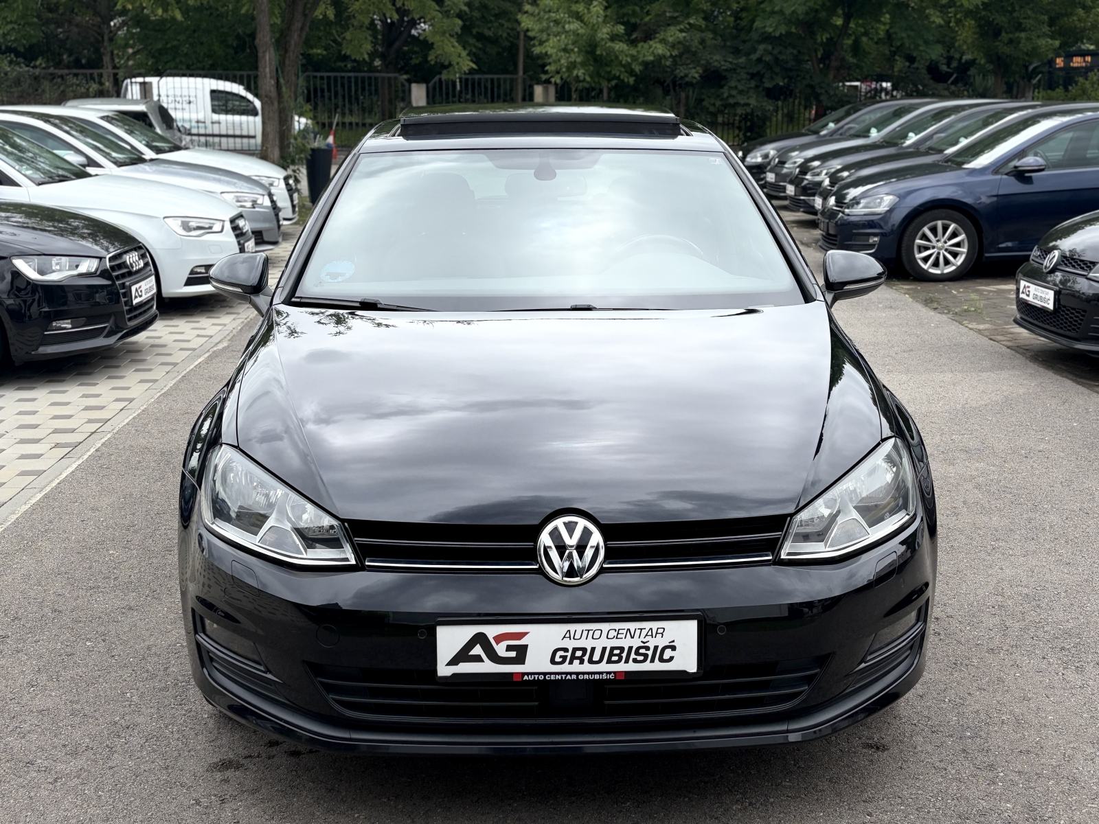 VW Golf 7 1,6 TDI R LINE *Panorama* *Radar* *Top stanje* *Jamstvo*, fotografija 2