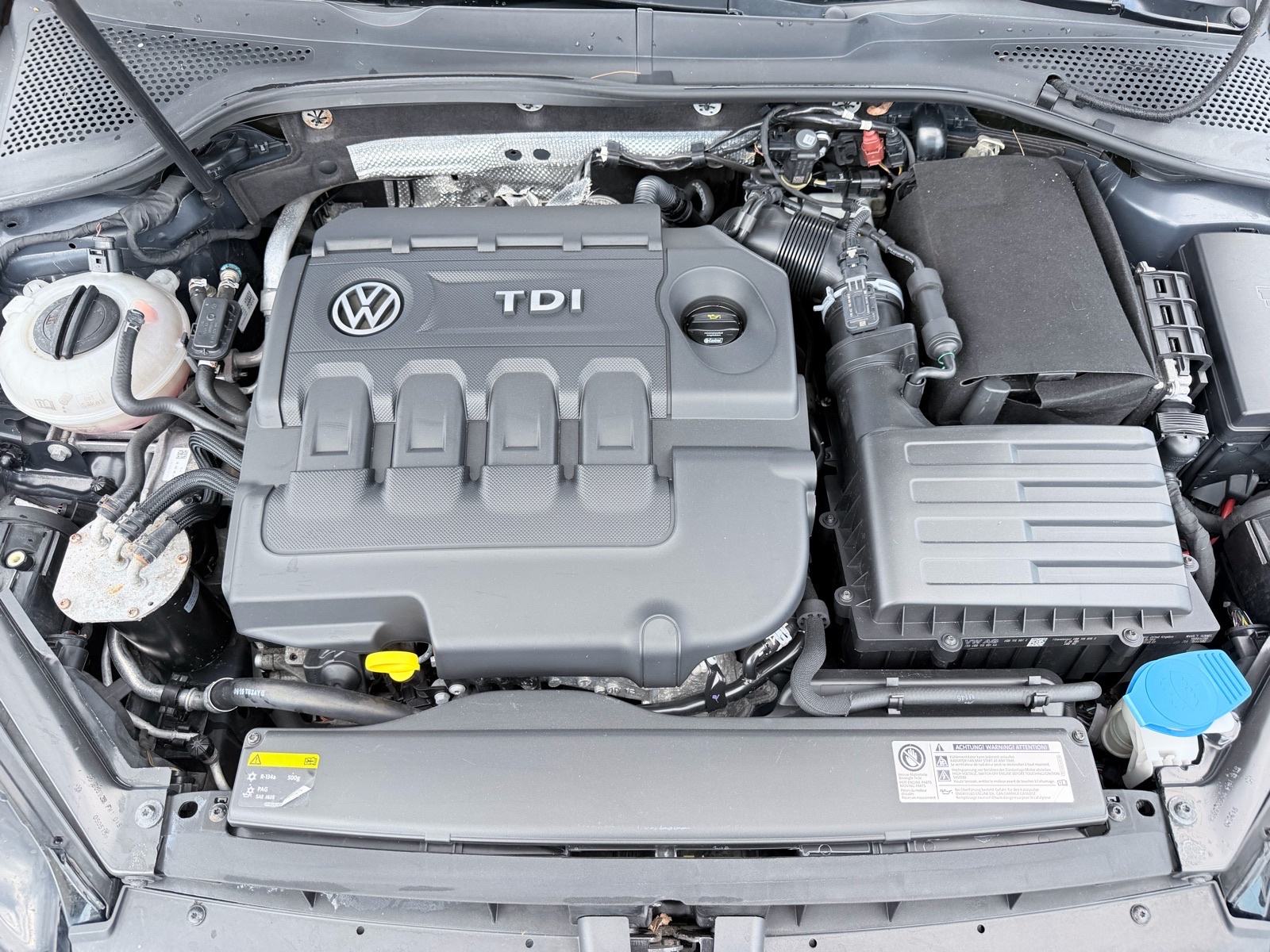 VW Golf 7 1,6 REGISTRIRAN DO 10/26, fotografija 9