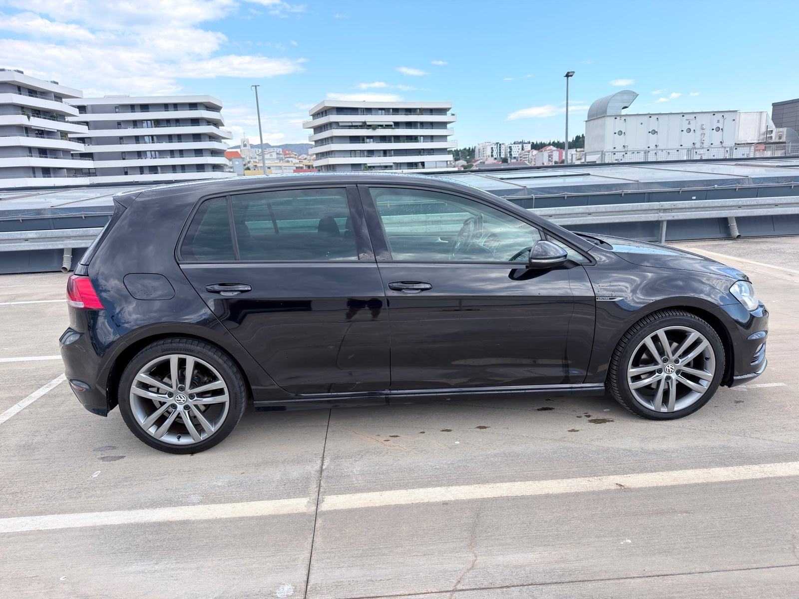 VW Golf 7 1,6 REGISTRIRAN DO 10/26, fotografija 4