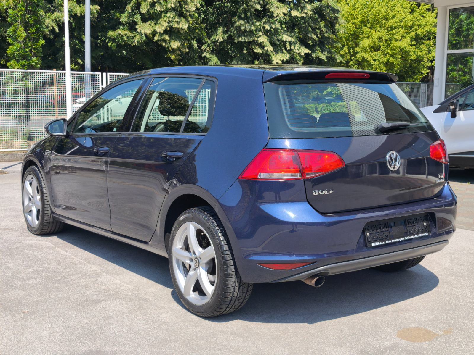 VW Golf 7 1,6 TDI SERVISNA KNJIGA MEDIA EKRAN NADZOR GUMA, fotografija 9
