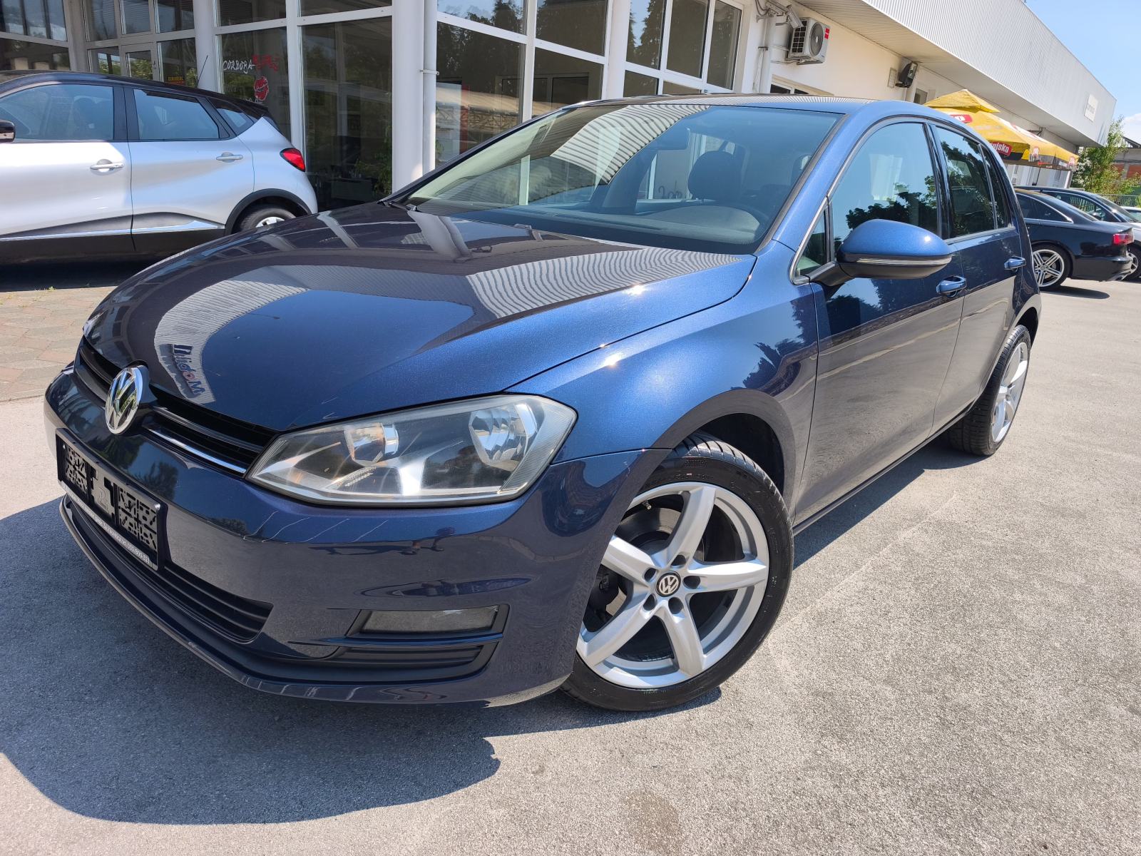 VW Golf 7 1,6 TDI SERVISNA KNJIGA MEDIA EKRAN NADZOR GUMA, fotografija 5