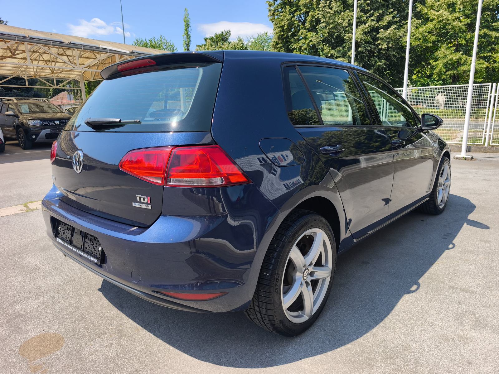 VW Golf 7 1,6 TDI SERVISNA KNJIGA MEDIA EKRAN NADZOR GUMA, fotografija 11