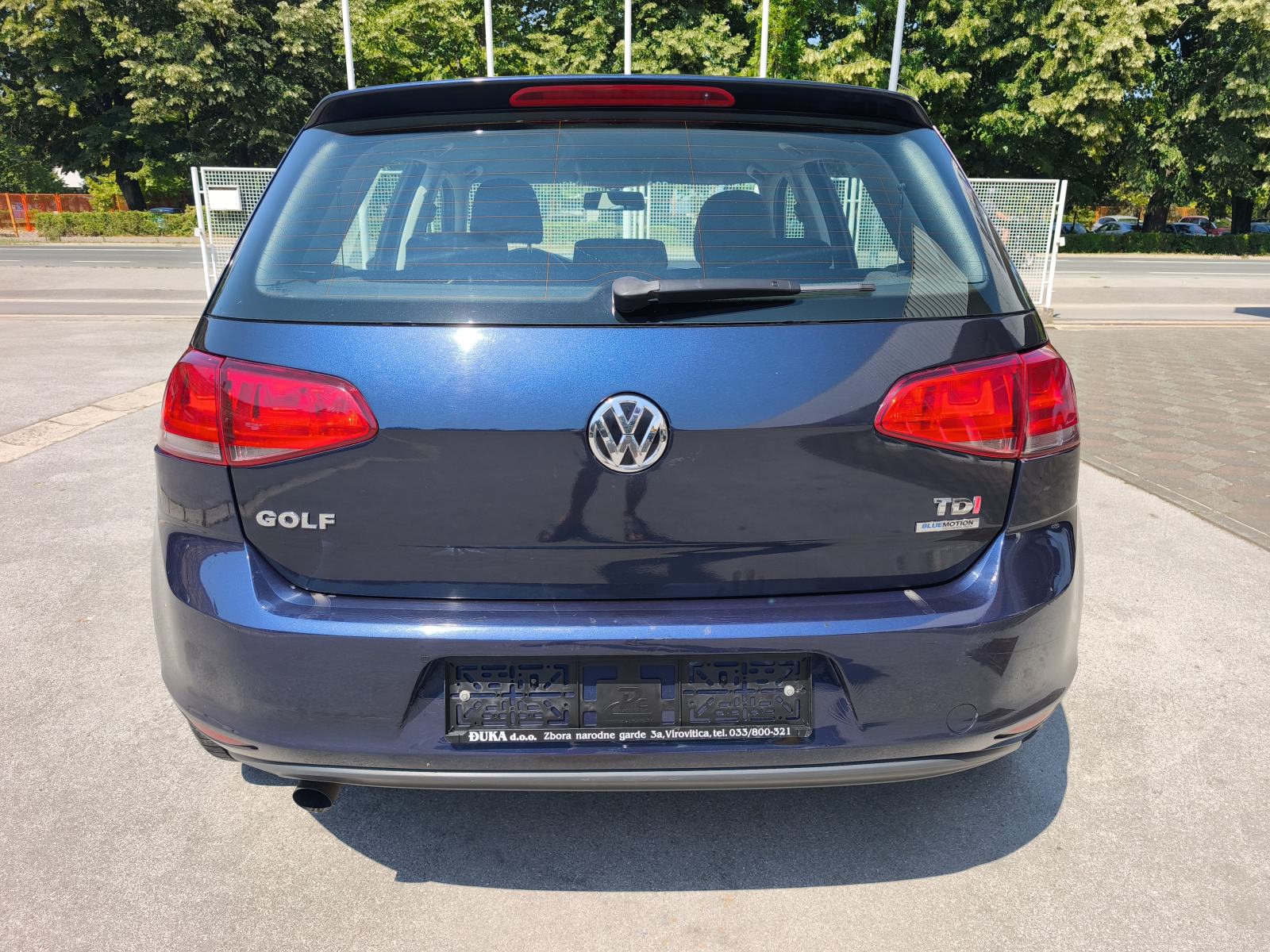 VW Golf 7 1,6 TDI SERVISNA KNJIGA MEDIA EKRAN NADZOR GUMA, fotografija 10