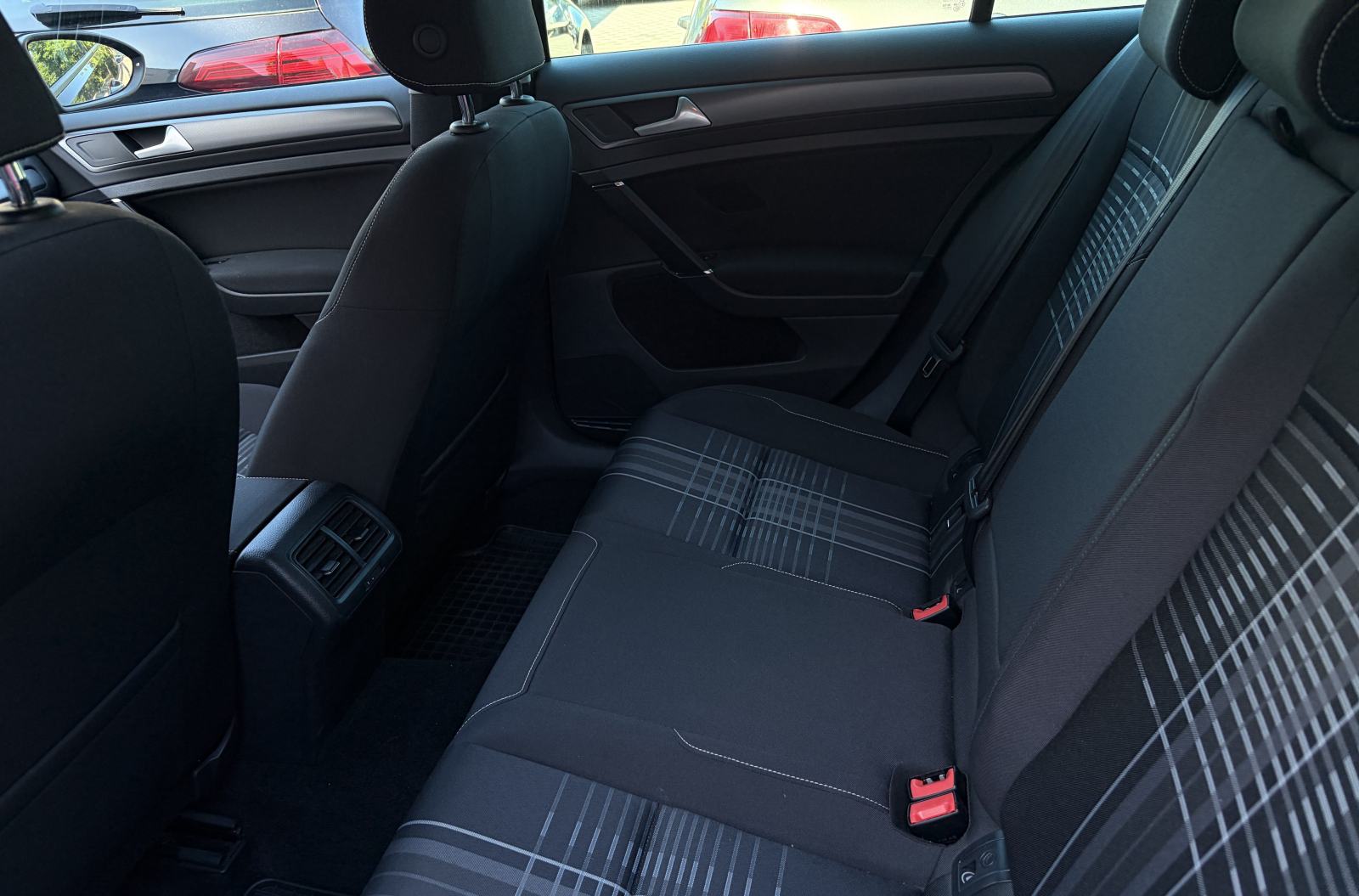 VW Golf 7 1,6 TDI *Servisna knjiga* *Veliki servis* *Jamstvo*, fotografija 17