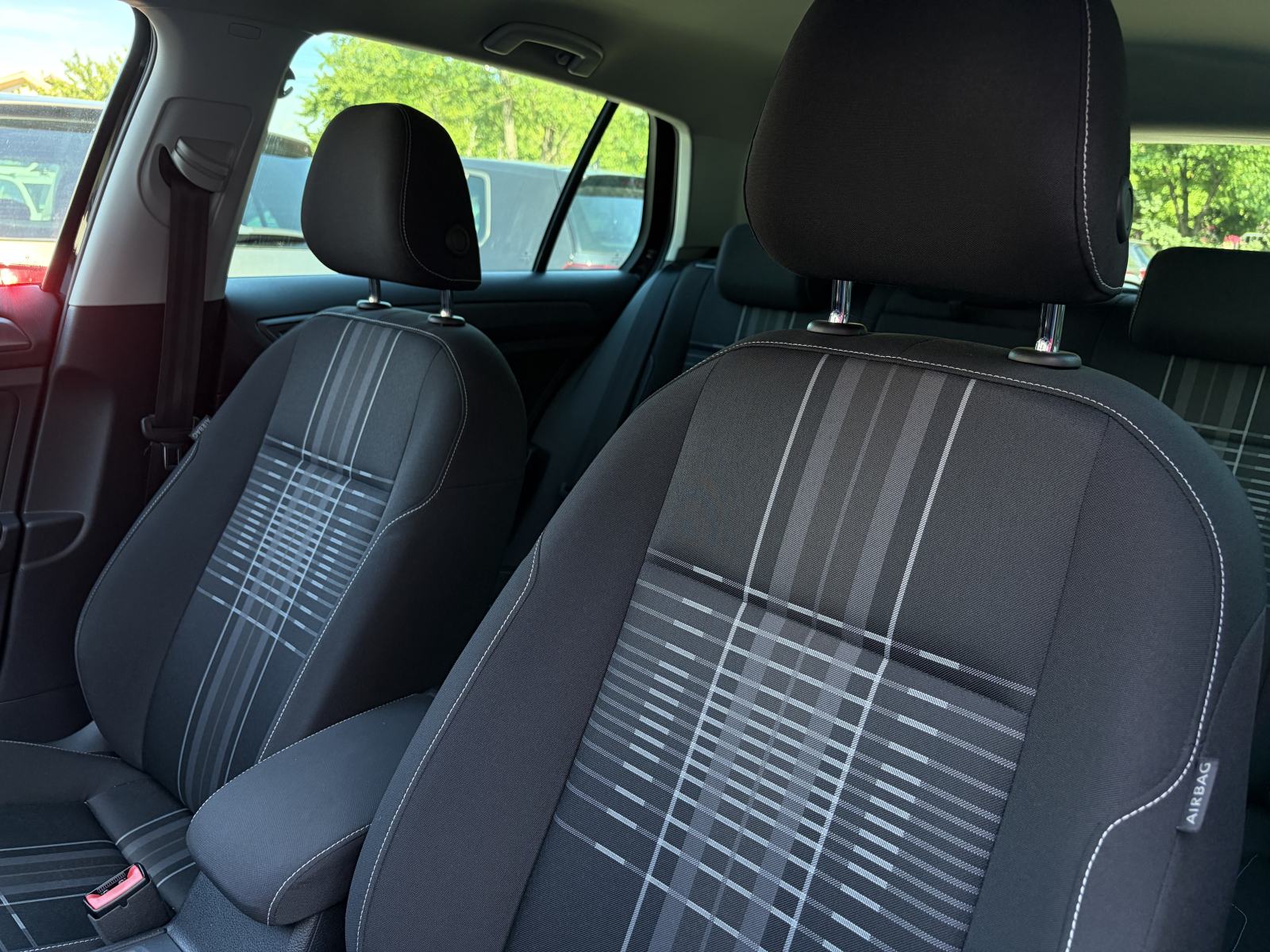 VW Golf 7 1,6 TDI *Servisna knjiga* *Veliki servis* *Jamstvo*, fotografija 20