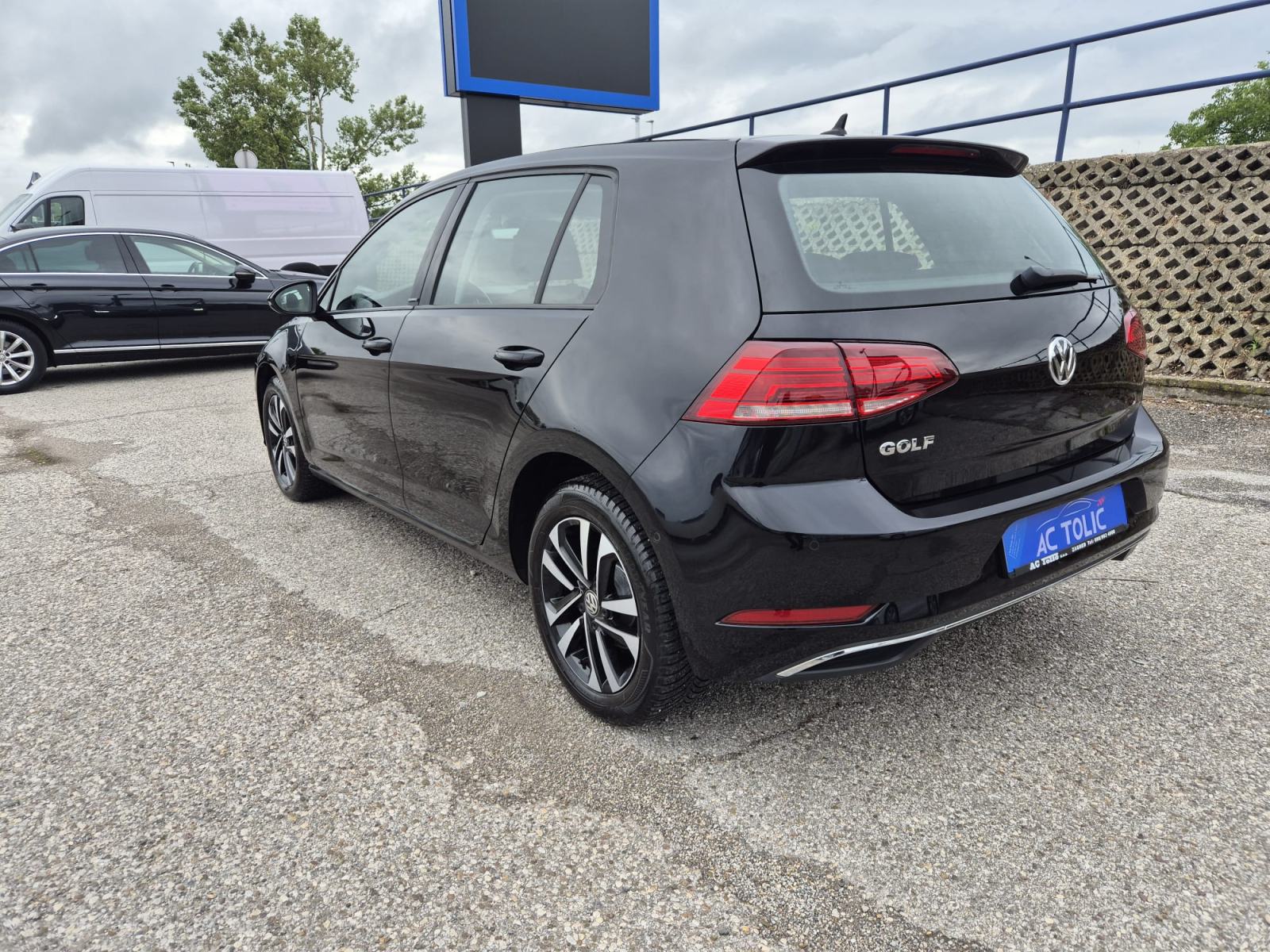 VW Golf 7 1,6 TDI IQDRIVE, fotografija 6