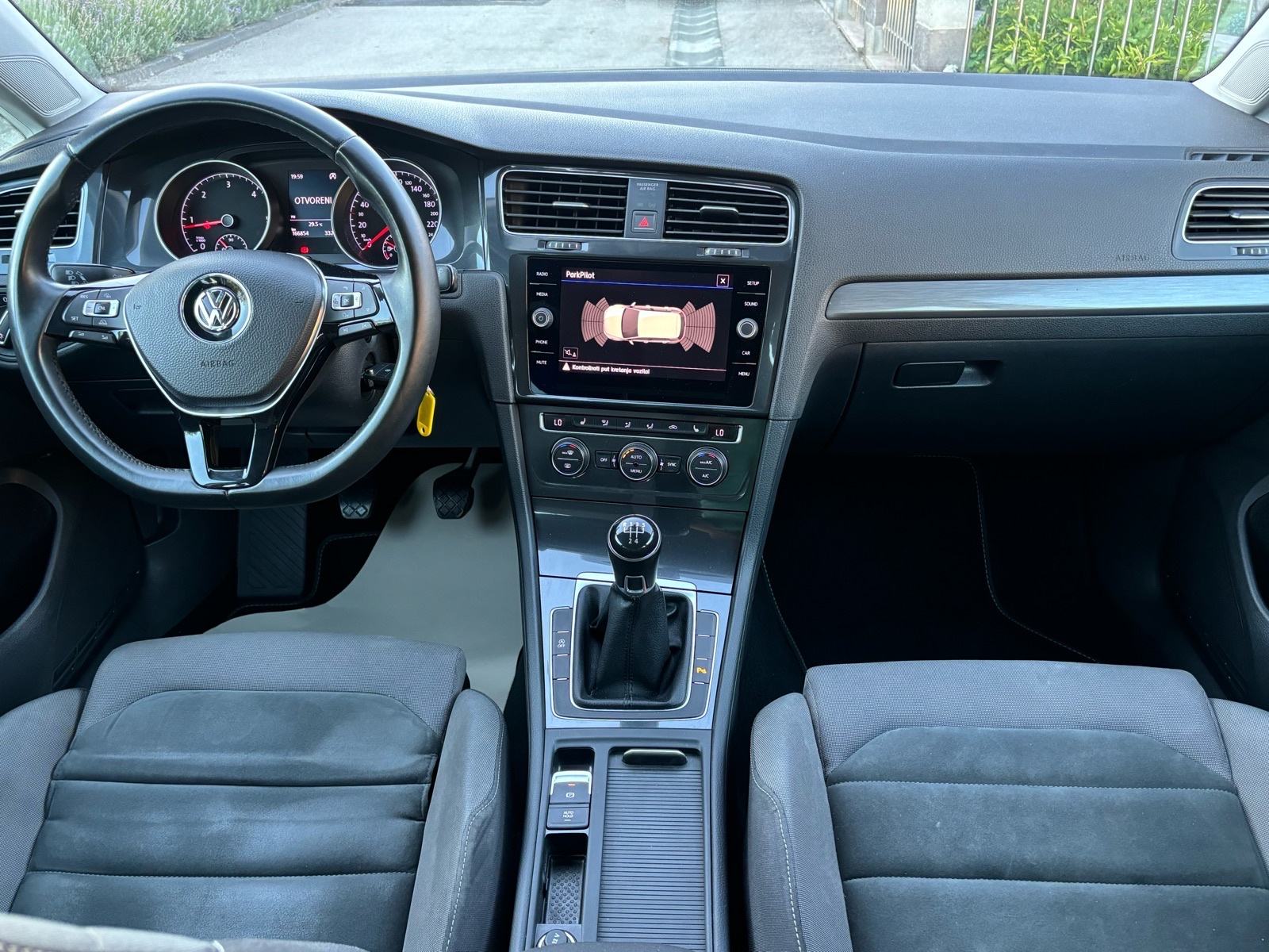 VW Golf 7 1,6 TDI, fotografija 15