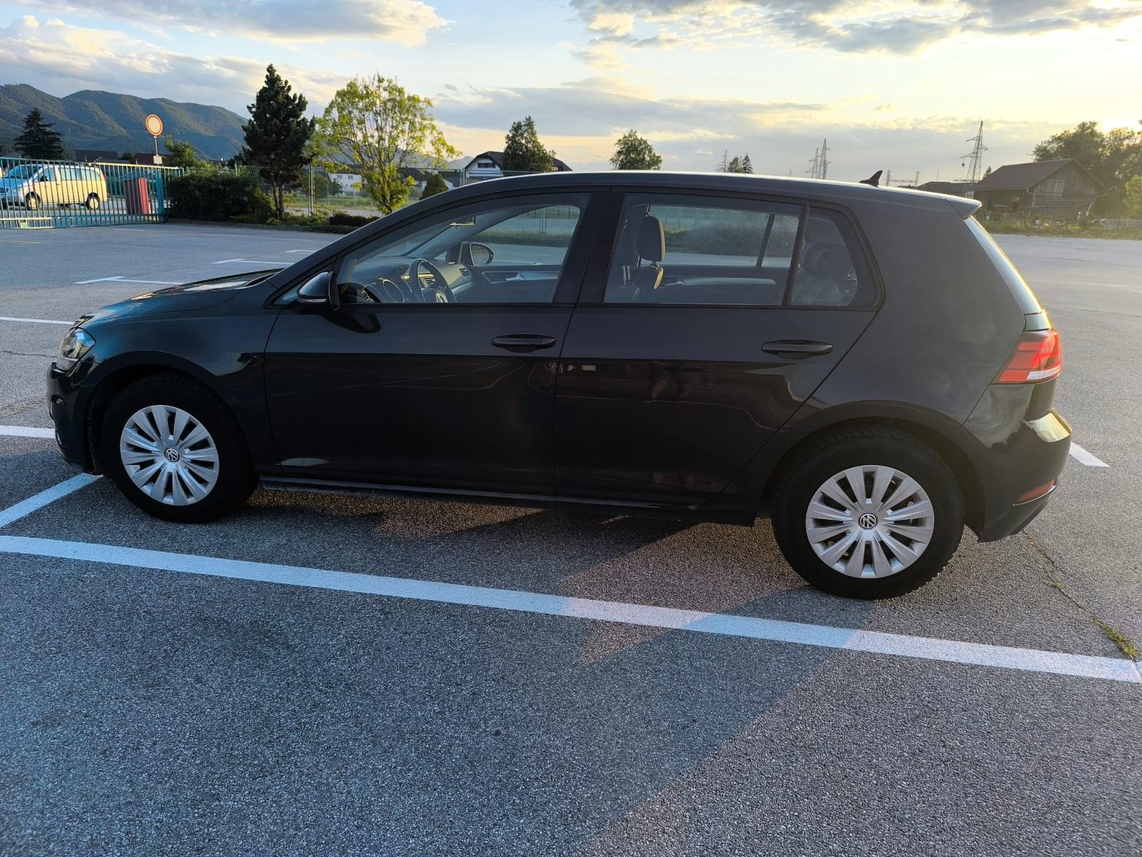 VW Golf 7.5 Comfortline 1.6 TDI 115 KS | 2019. | 140.000 km | Registri, fotografija 3