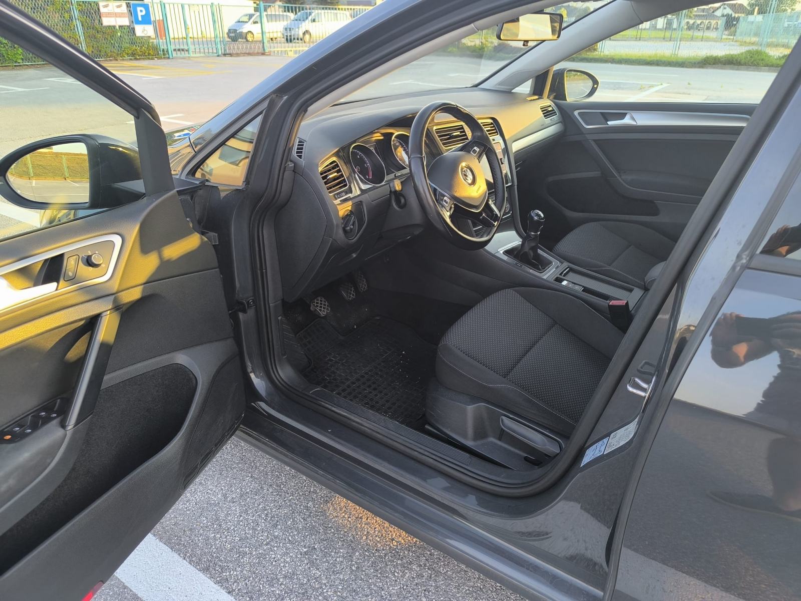 VW Golf 7.5 Comfortline 1.6 TDI 115 KS | 2019. | 140.000 km | Registri, fotografija 11