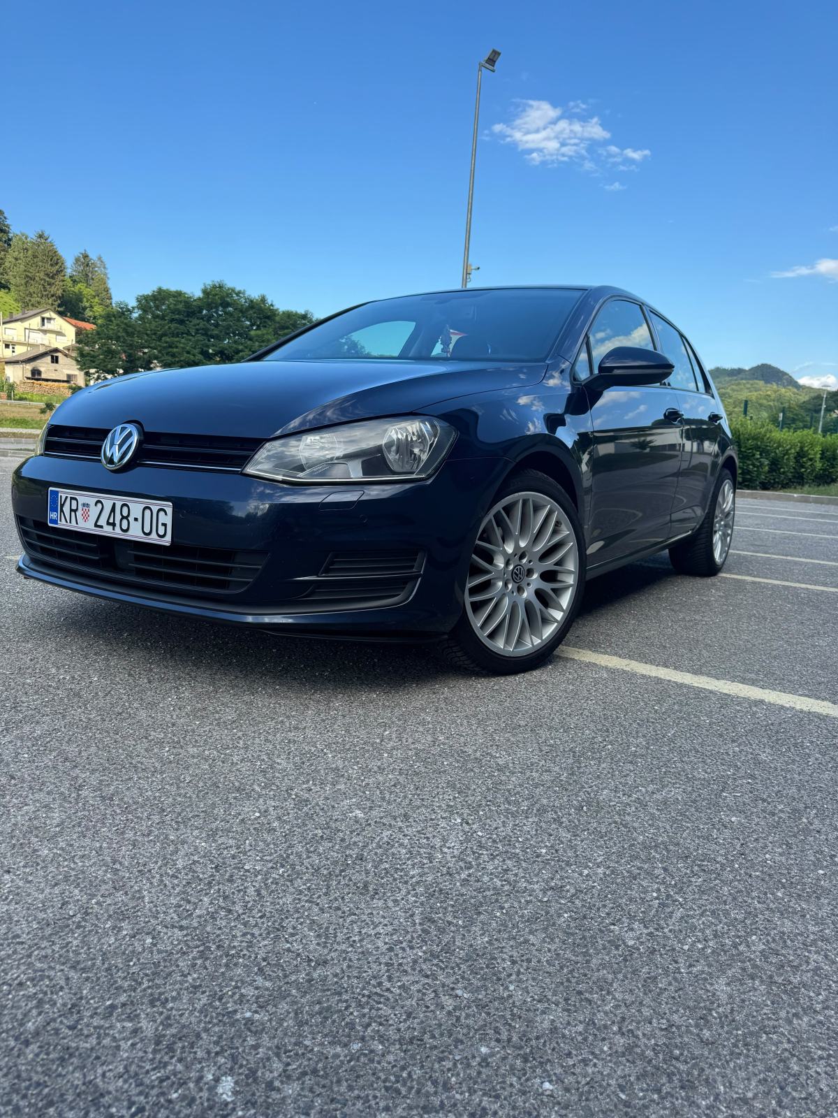 VW Golf VII 1.6 TDI•2015.G•VELIKI I MALI SERVIS•360° SENZORI•NAVIGACIJ, fotografija 3