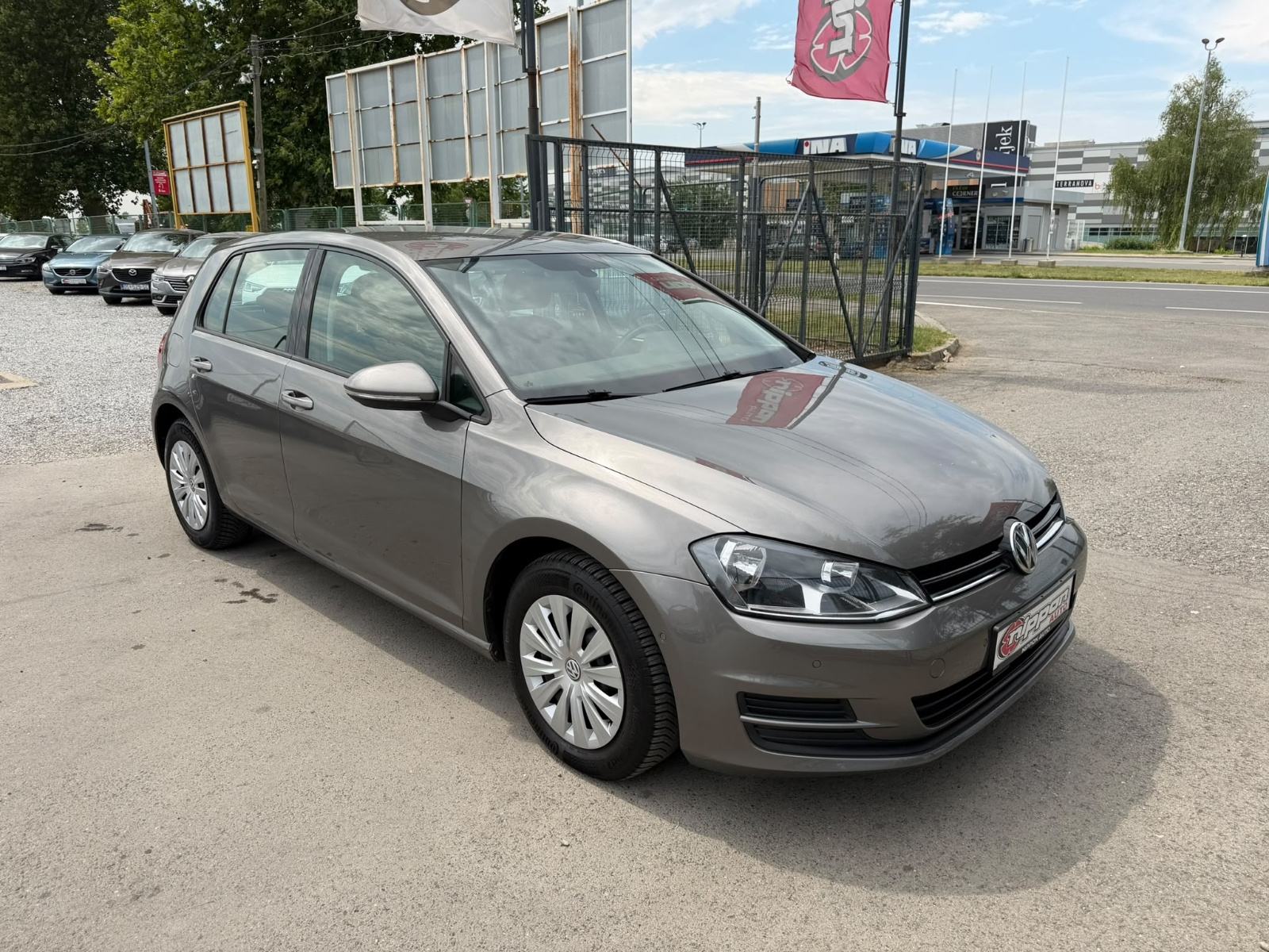 VW Golf 7 1,6 TDI NAVIGACIJA - KLIMA - TEMPOMAT - AUTOKREDIT, fotografija 8