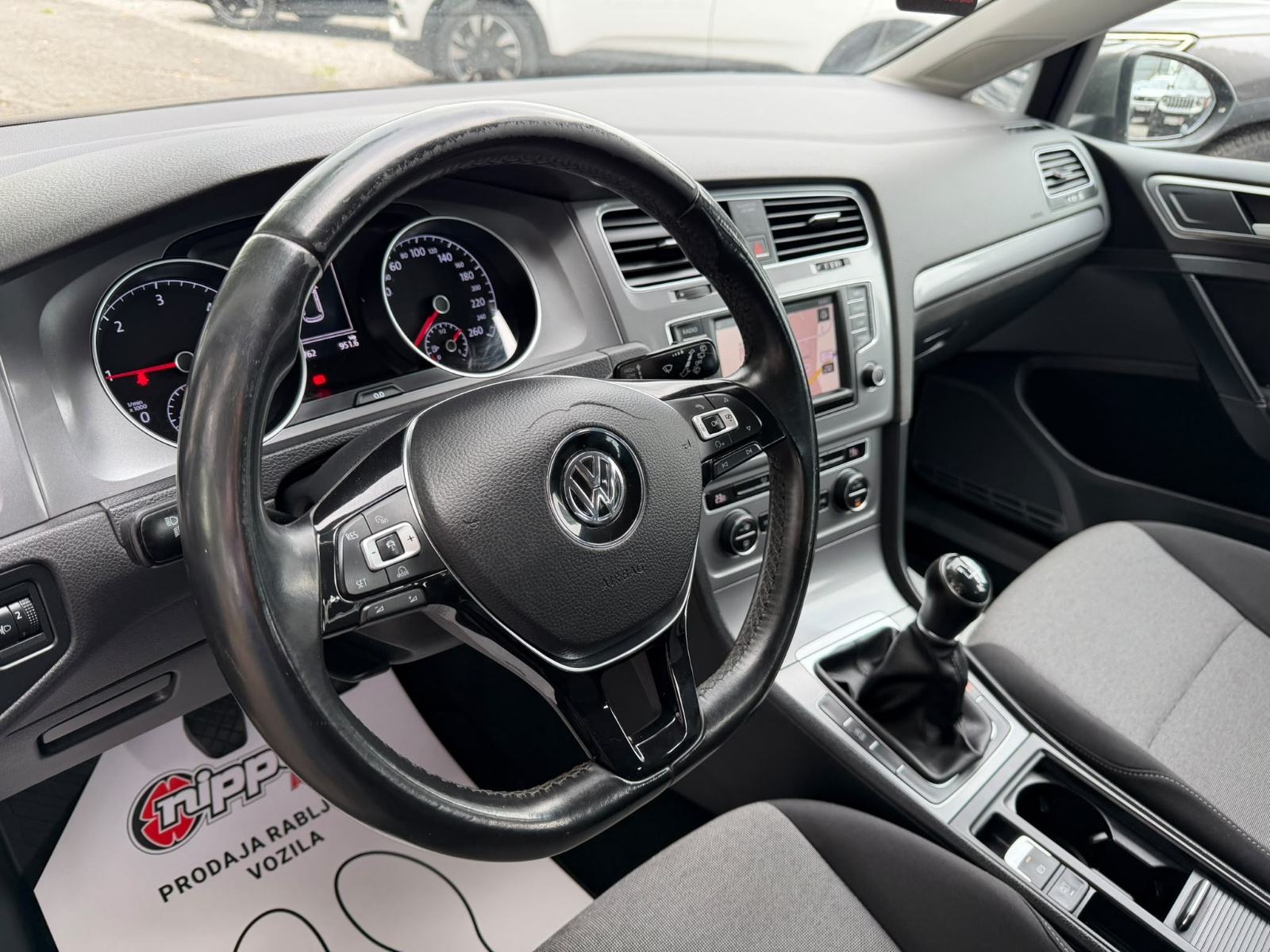 VW Golf 7 1,6 TDI NAVIGACIJA - KLIMA - TEMPOMAT - AUTOKREDIT, fotografija 9