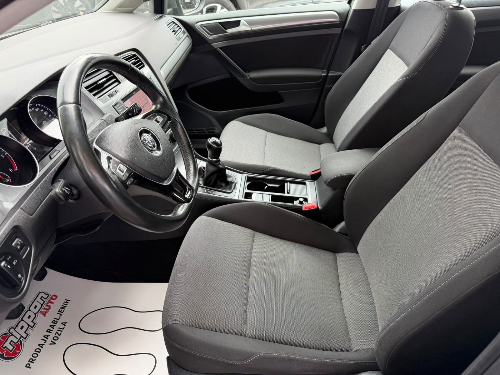 VW Golf 7 1,6 TDI NAVIGACIJA - KLIMA - TEMPOMAT - AUTOKREDIT, fotografija 11