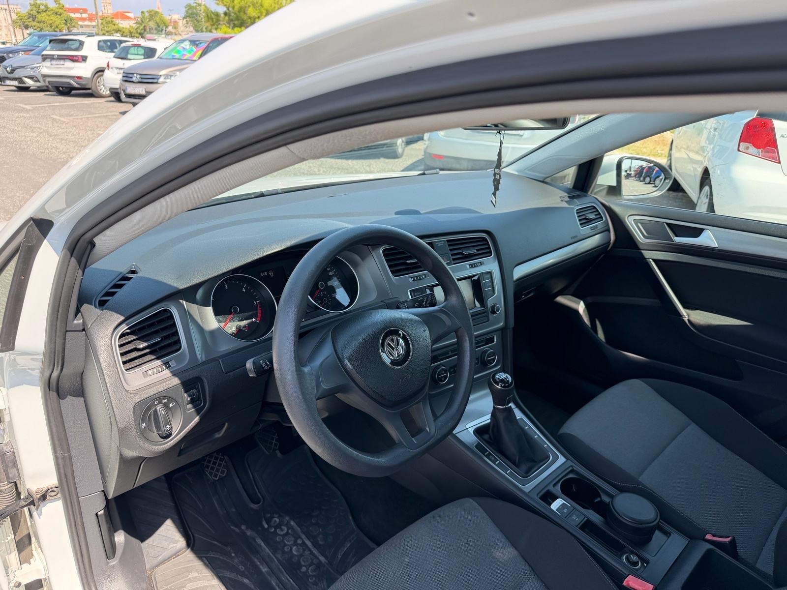 VW Golf 7 1,6 TDI reg godinu dana, fotografija 4