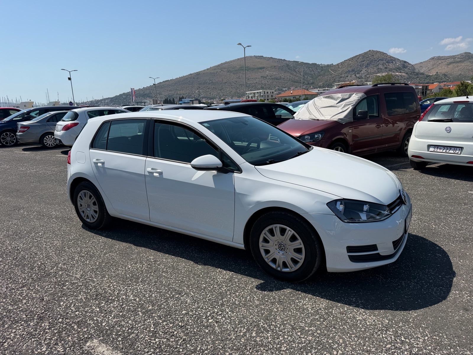 VW Golf 7 1,6 TDI reg godinu dana, fotografija 5