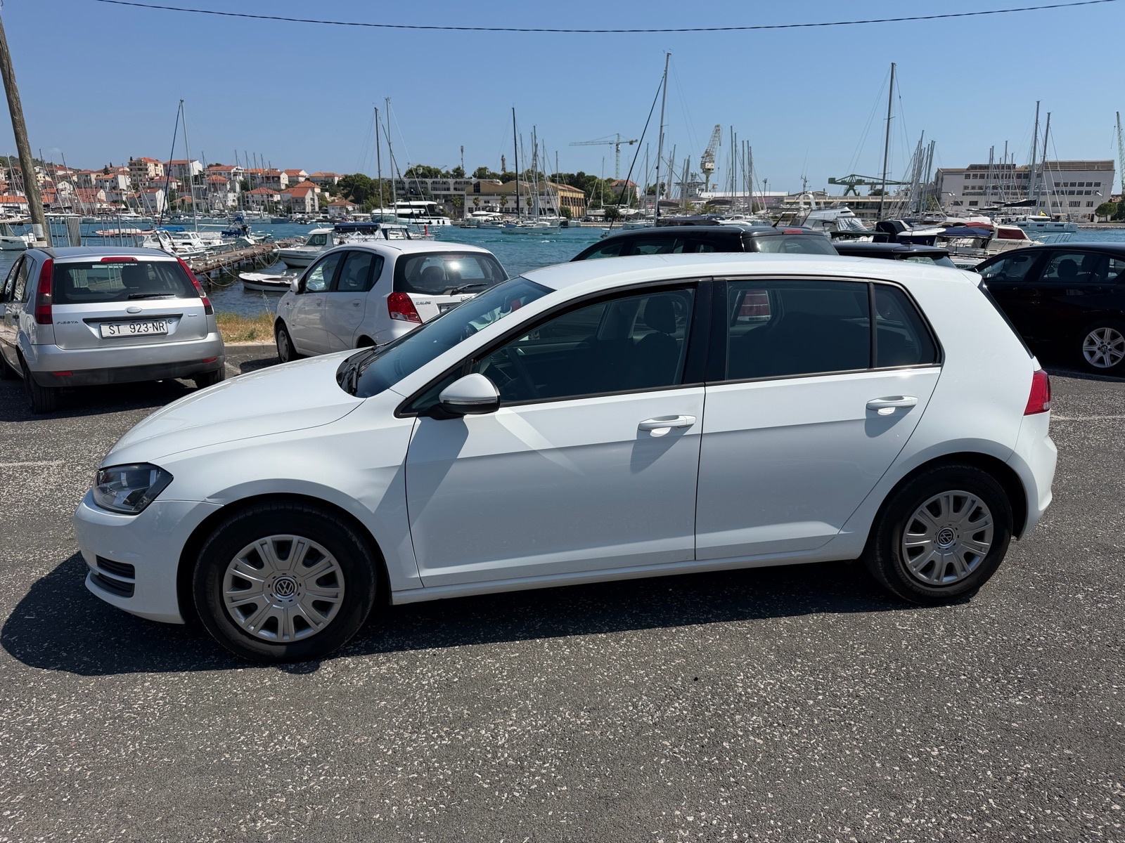 VW Golf 7 1,6 TDI reg godinu dana, fotografija 7
