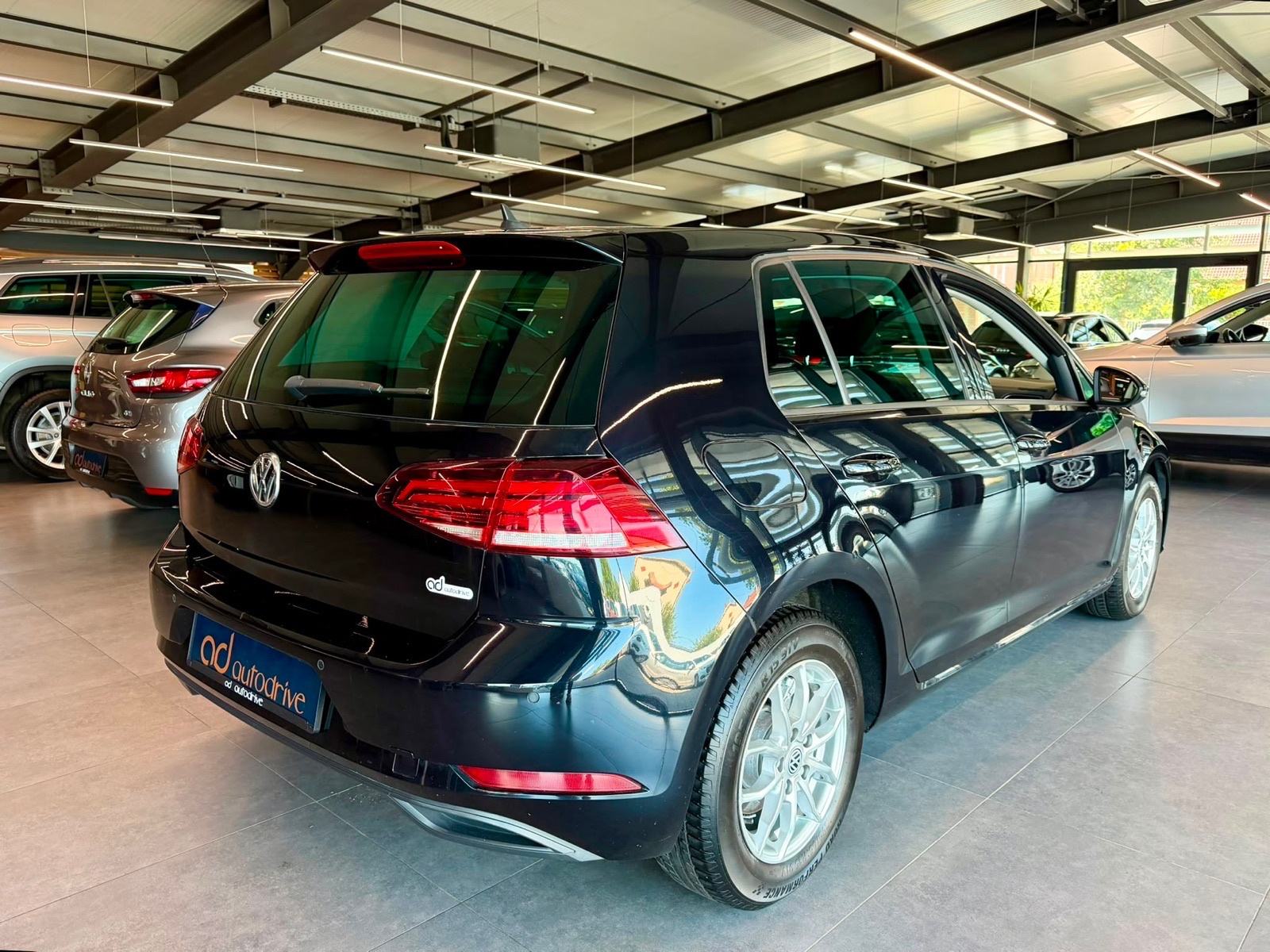 VW Golf 7 1,6 TDI NAVI • KLIMA • REGISTRIRAN • TEMPOMAT • LEASING, fotografija 8