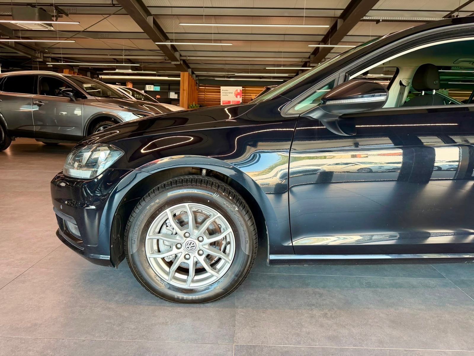 VW Golf 7 1,6 TDI NAVI • KLIMA • REGISTRIRAN • TEMPOMAT • LEASING, fotografija 11