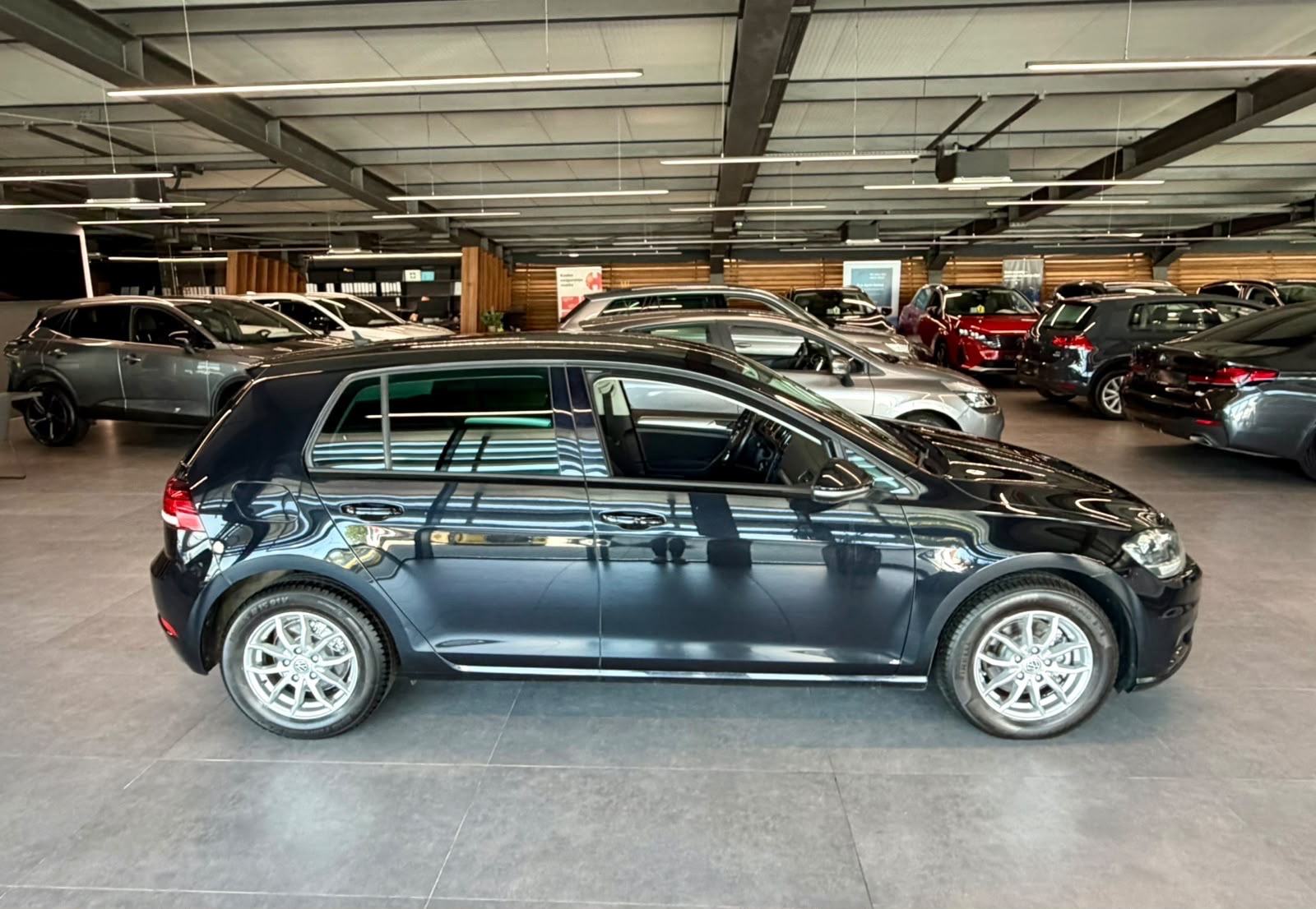 VW Golf 7 1,6 TDI NAVI • KLIMA • REGISTRIRAN • TEMPOMAT • LEASING, fotografija 9