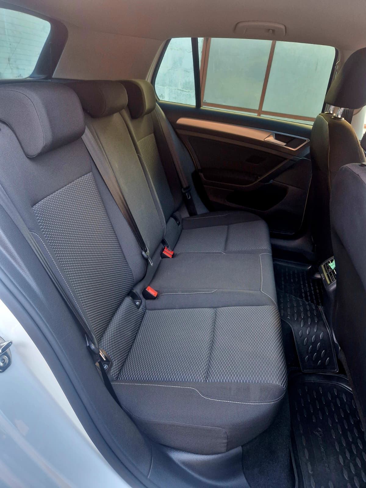 VW Golf 7.5 1,6 TDI, fotografija 17