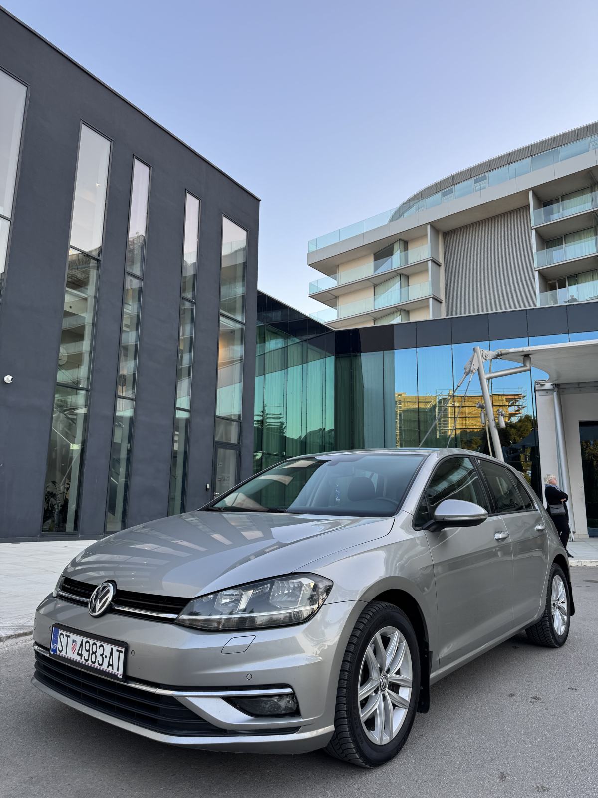 VW Golf 7,5 1,6 TDI REG GODINU DANA ALKANTARA MF VOLAN AUT KLIMA ALU, fotografija 3