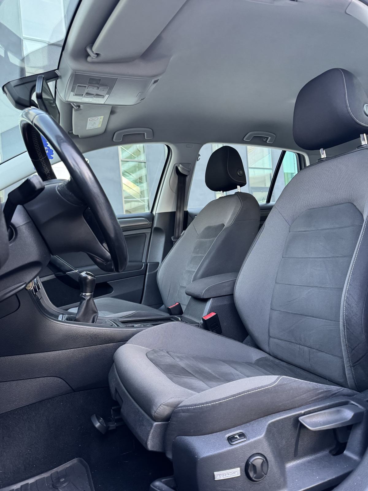 VW Golf 7,5 1,6 TDI REG GODINU DANA ALKANTARA MF VOLAN AUT KLIMA ALU, fotografija 11