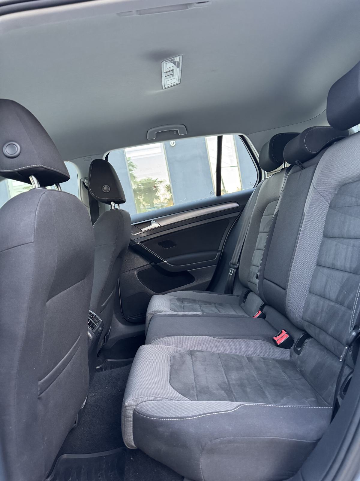 VW Golf 7,5 1,6 TDI REG GODINU DANA ALKANTARA MF VOLAN AUT KLIMA ALU, fotografija 13