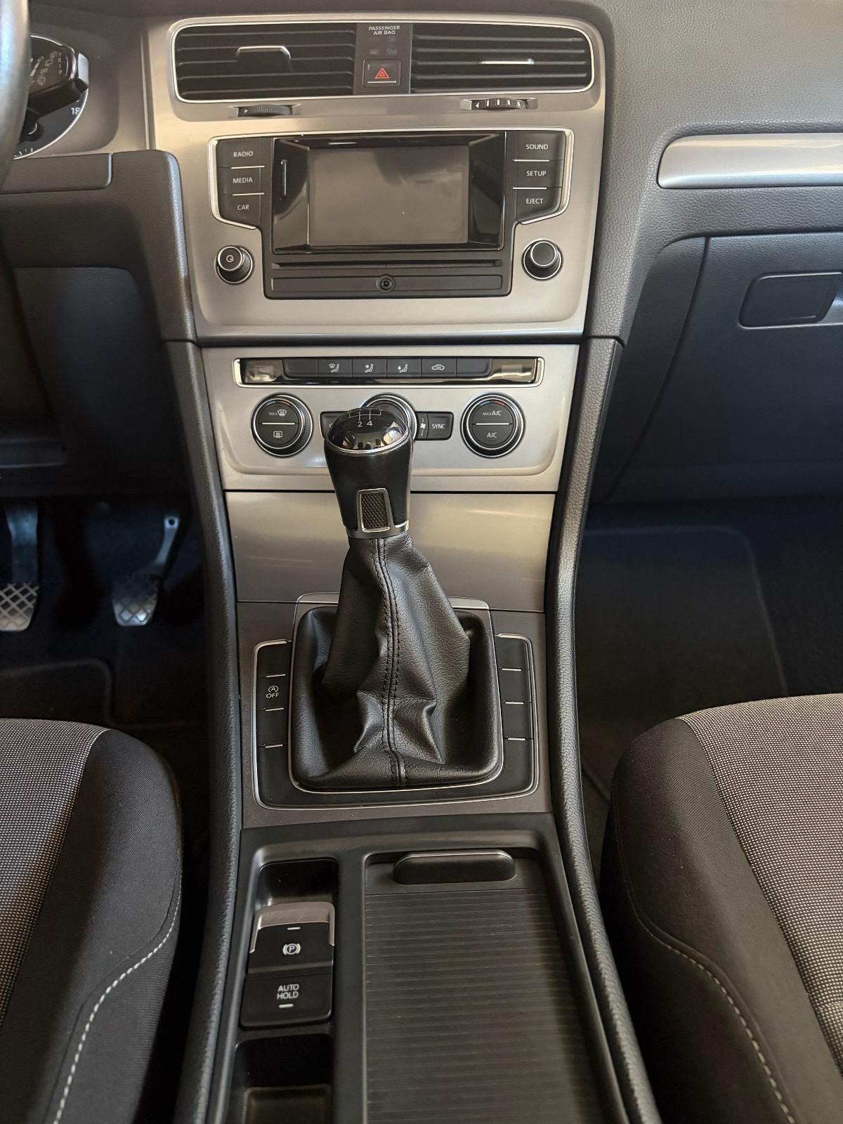 VW Golf 7 1,6 TDI, fotografija 7