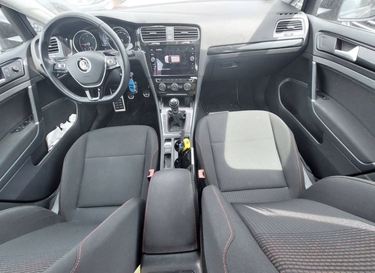 VW Golf 7 1,6 TDI SOUND,NAVI,PDC,KAMERA,JAMSTVO,TOP STANJE!!!, fotografija 5